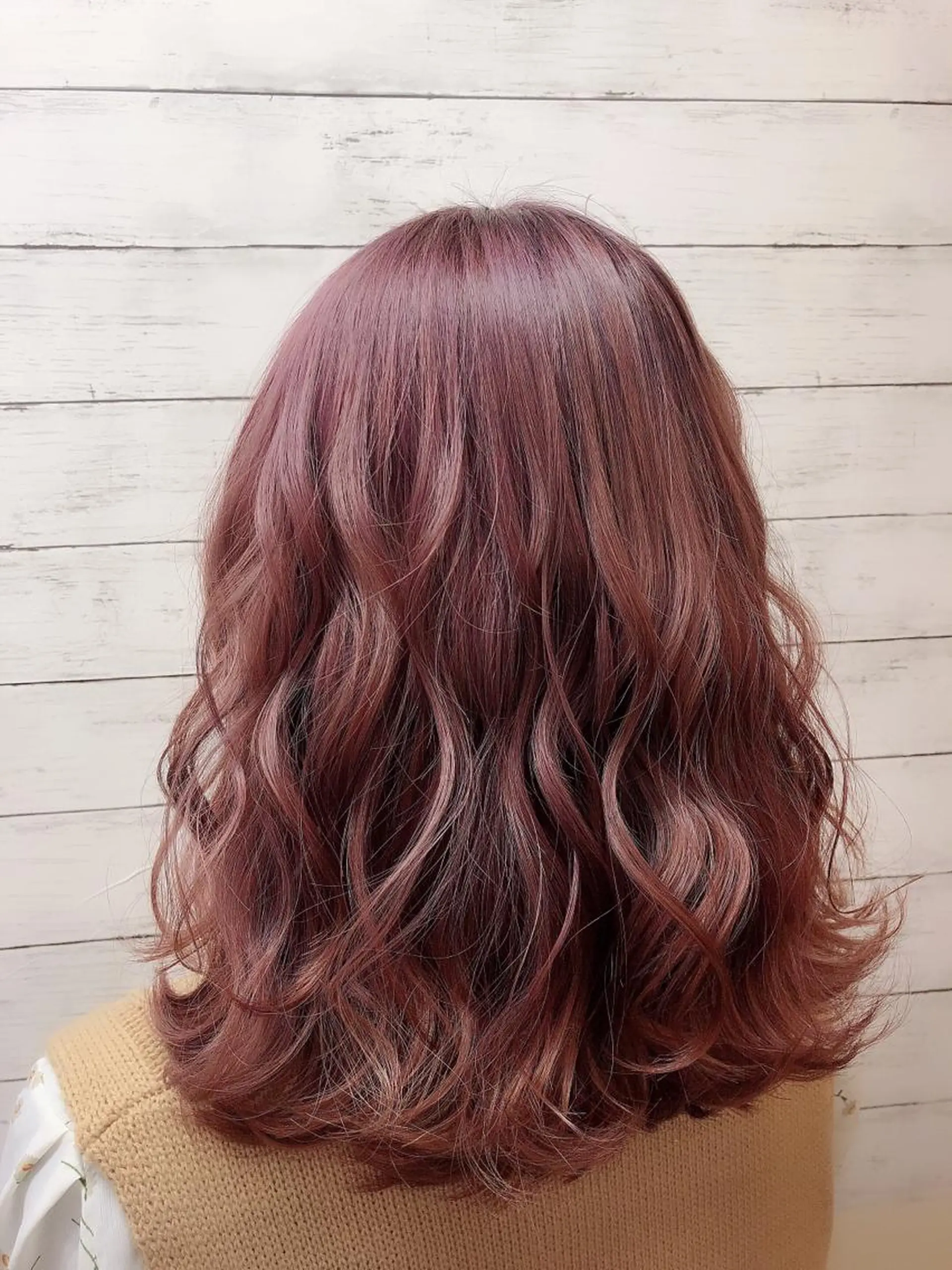 ミディアム カラー ブラウンカラー 透明感カラー ピンクカラー ピンクブラウン ヘアカラー ヘアセット 韓国ヘア🤍髪質改善 🇰🇷AKANEのヘアスタイル