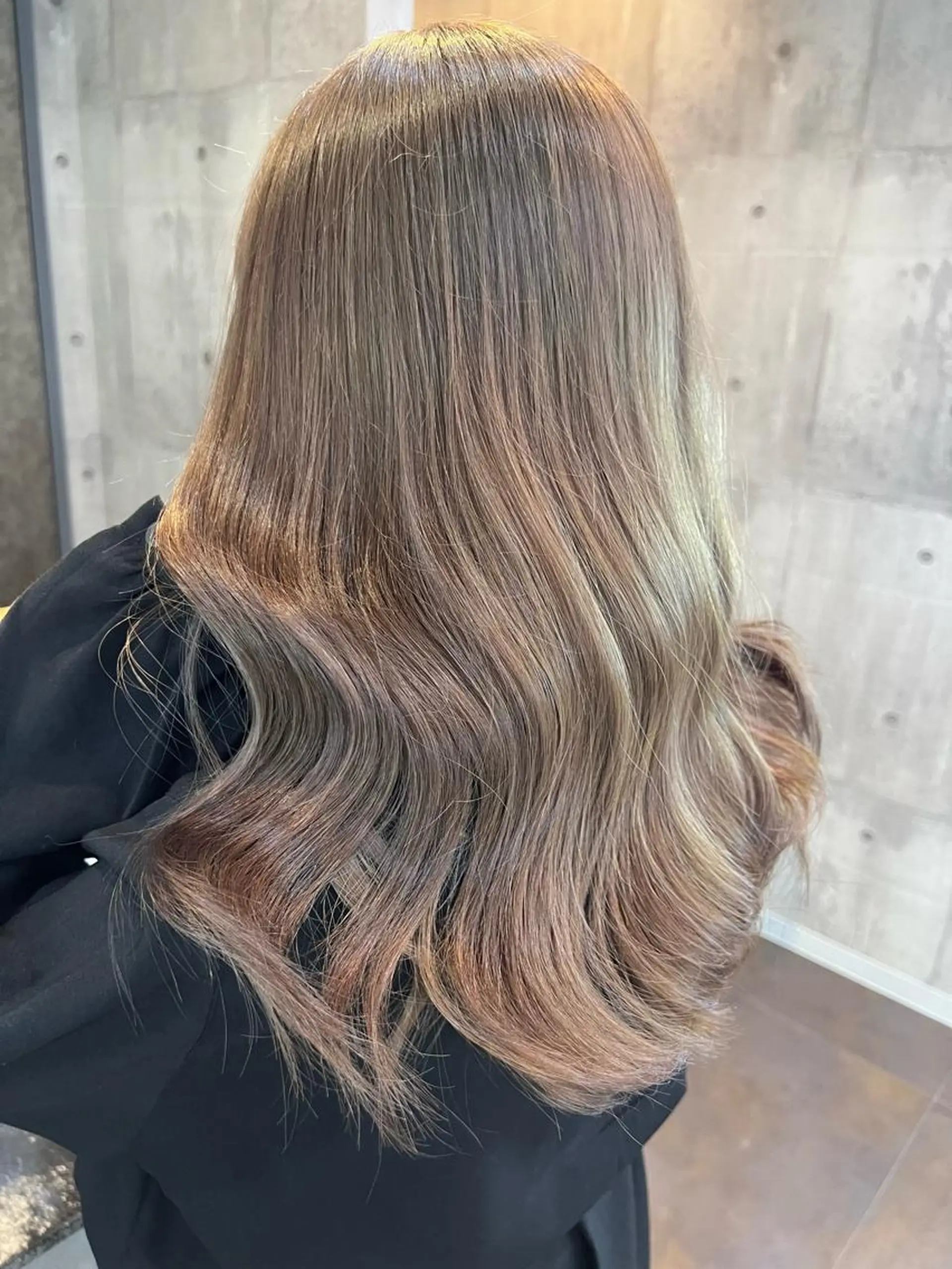 セミロング カラー ヘアアレンジ ヘアカラー 🧸レイヤー/韓国/ 艶髪/ひなたまる🧸のヘアスタイル