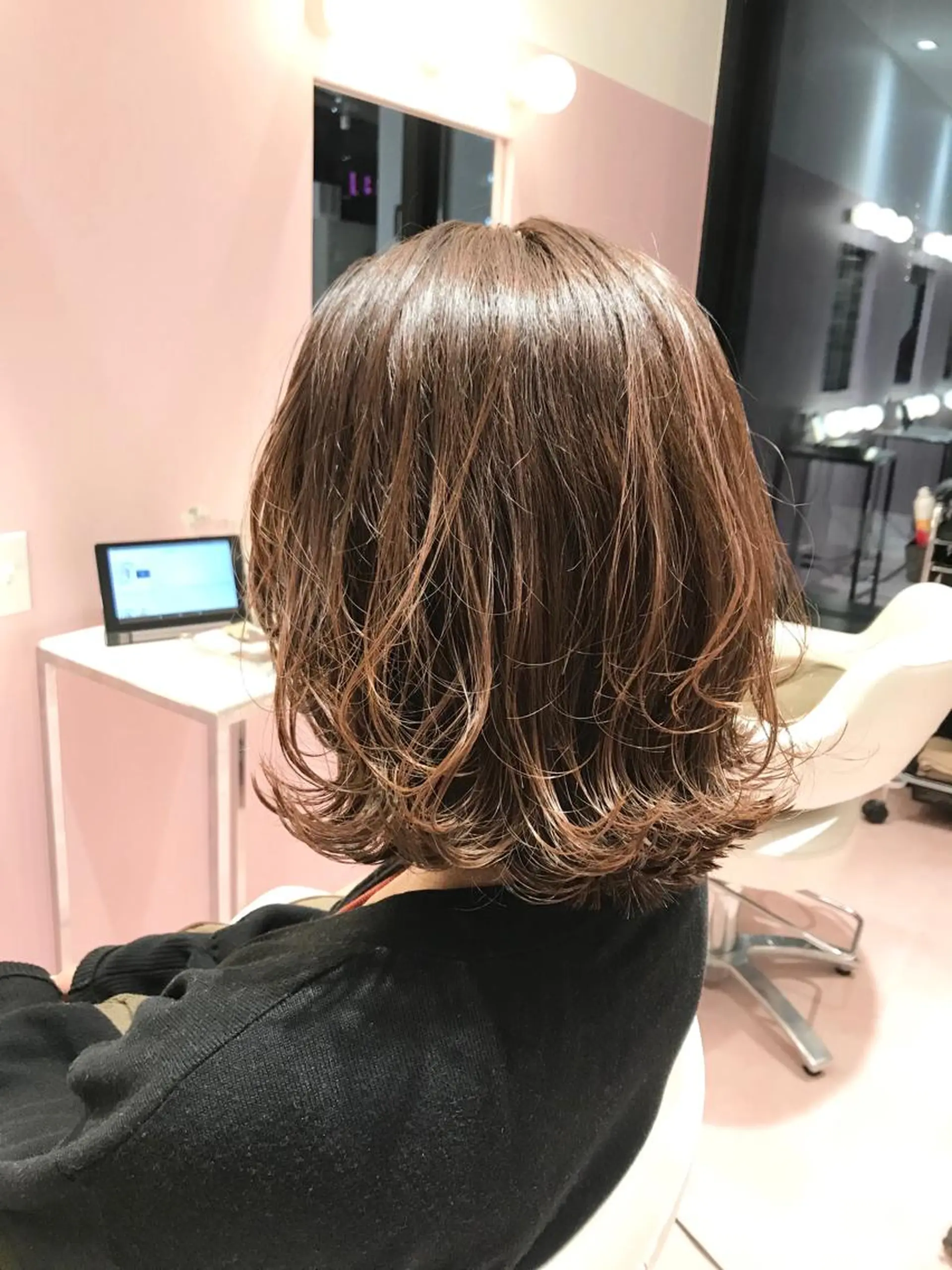 ミディアム 所渉/韓国レイヤー /ウルフカットのヘアスタイル