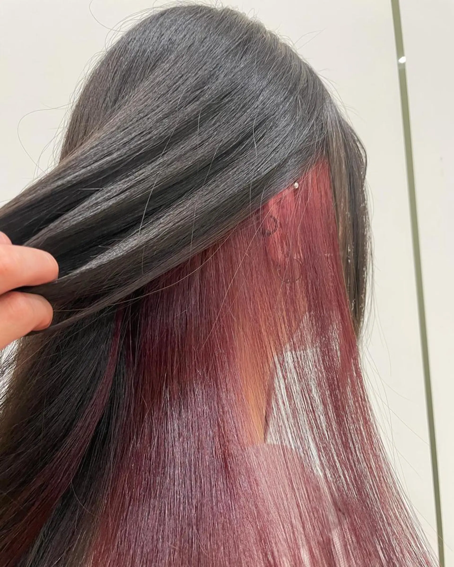 ミディアム カラー パーマ ヘアアレンジ メンズ キッズ マツエク・マツパ メンズブリーチ メンズインナーカラー ブリーチ インナーカラー レッドカラー sara 荒井店のヘアスタイル