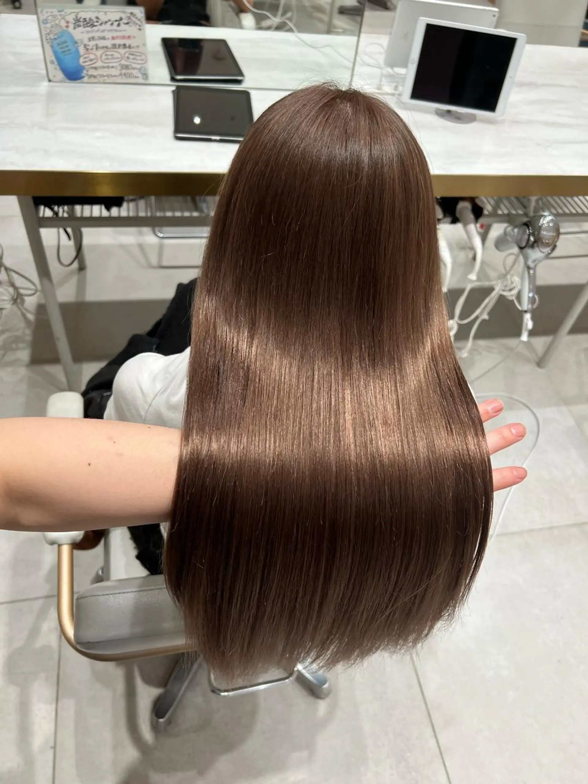 ロング カラー ブリーチ 韓国風ヘア レイヤーカット カット ヘアカラー 縮毛矯正 トリートメント レイヤー専門家 ダブルカラー修のヘアスタイル