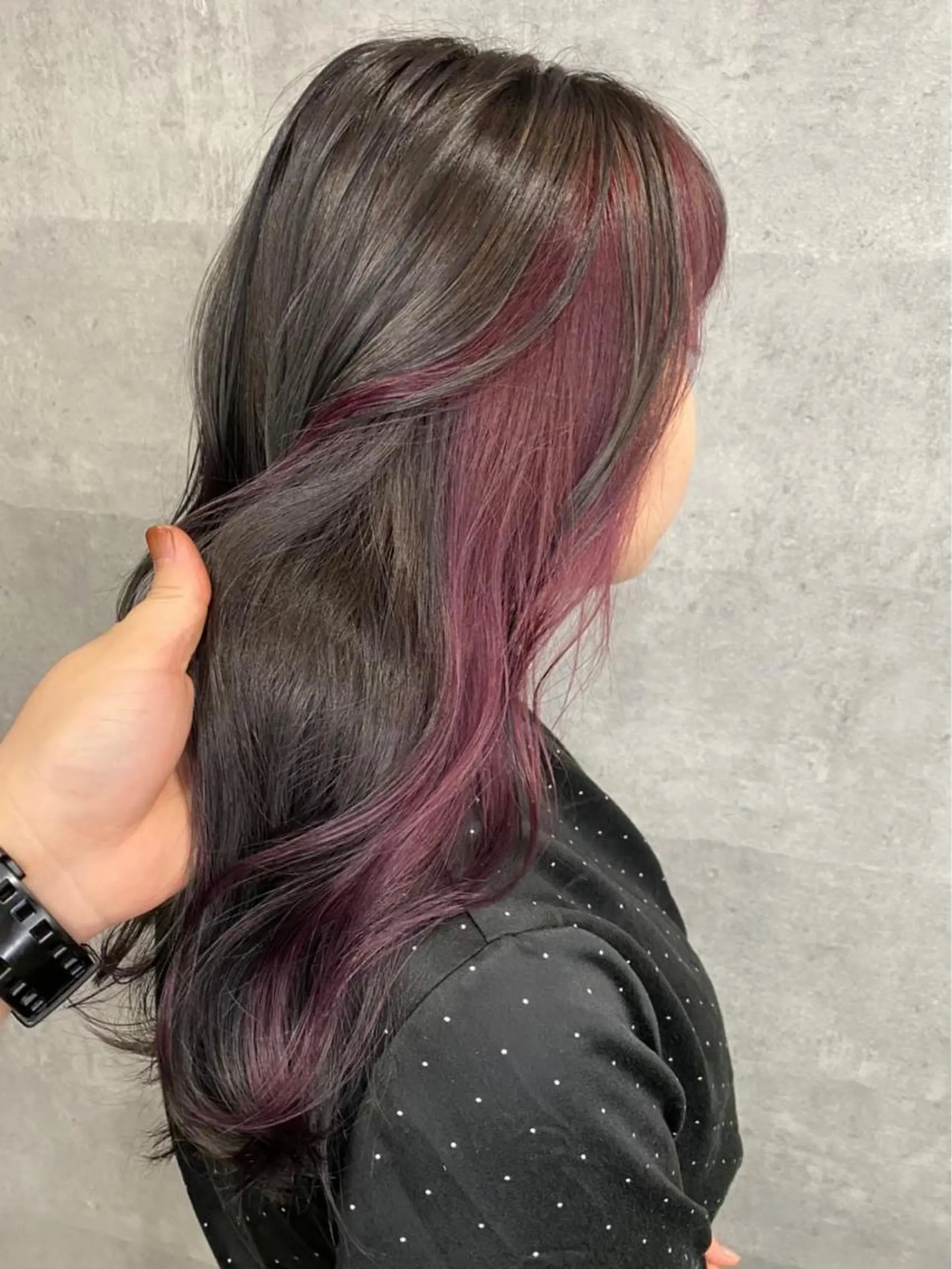 セミロング カット ヘアカラー _WHITE 喜多村天斗のヘアスタイル
