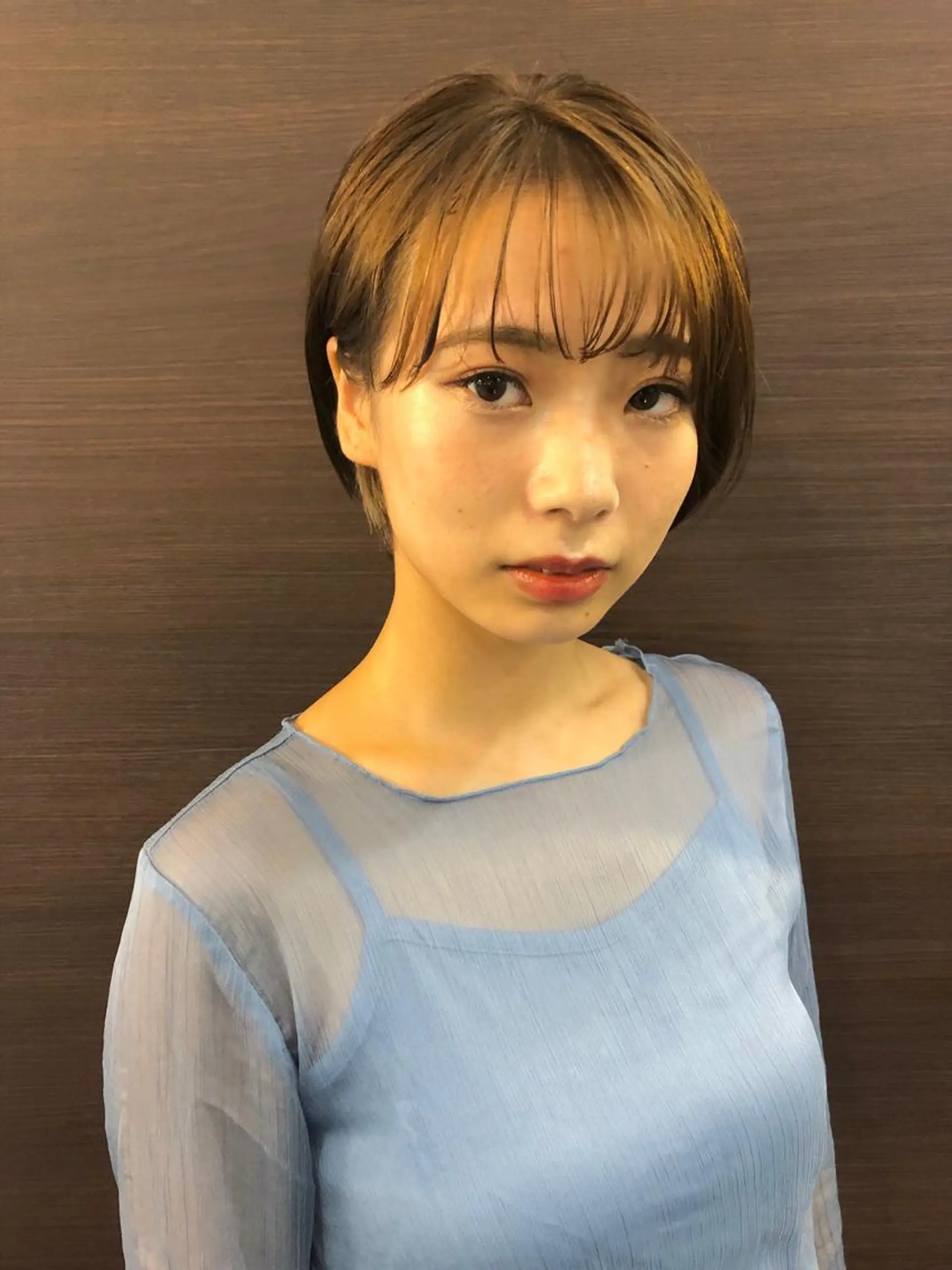 ショート カラー ハイトーンカラー 貴方に似合うを見つけ ます🌱市川リョウカのヘアスタイル