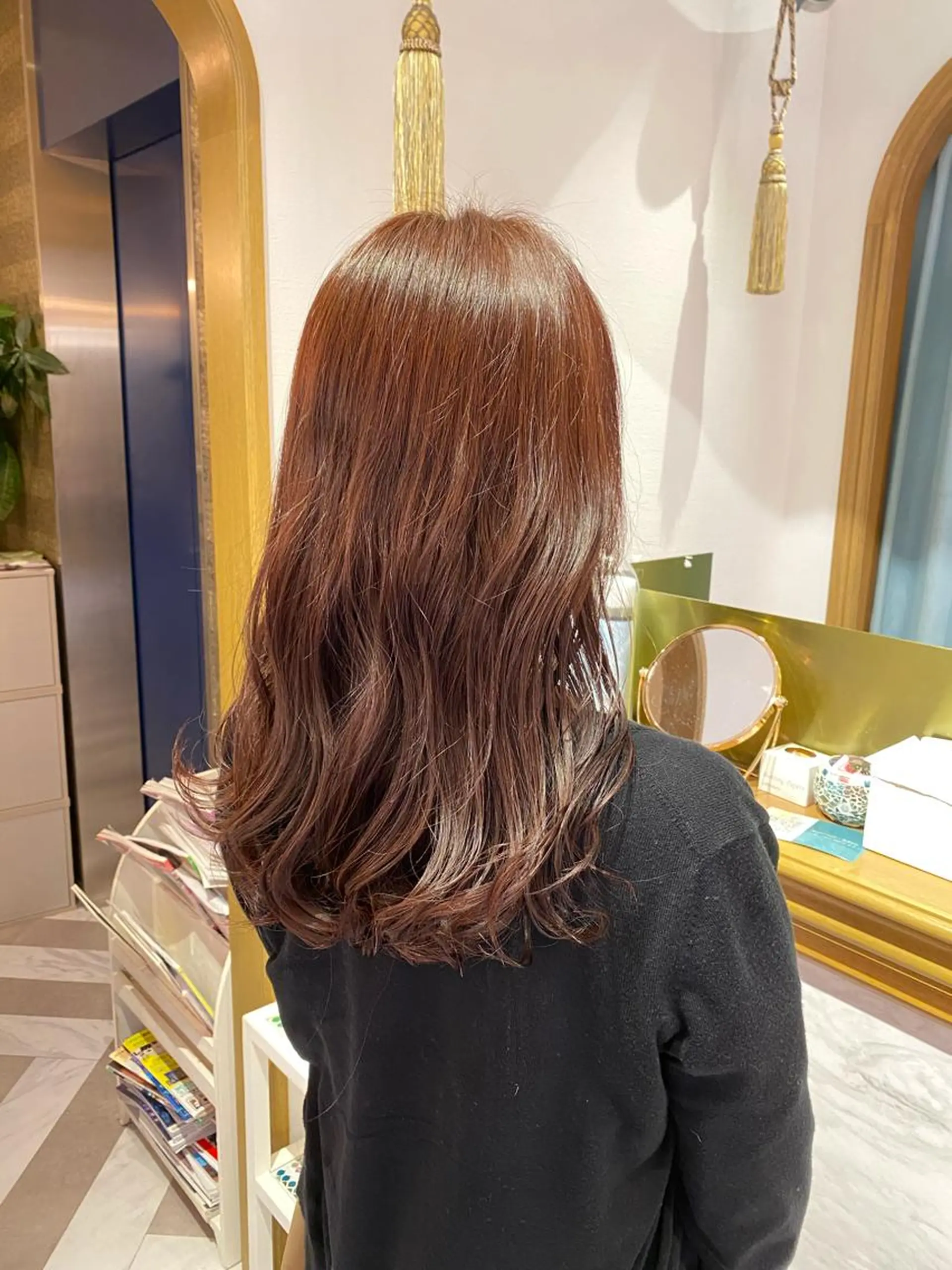 ロング カラー ブラウンカラー ピンクカラー ピンクブラウン レイヤーと顔まわり 大好き❣️関口拓馬のヘアスタイル