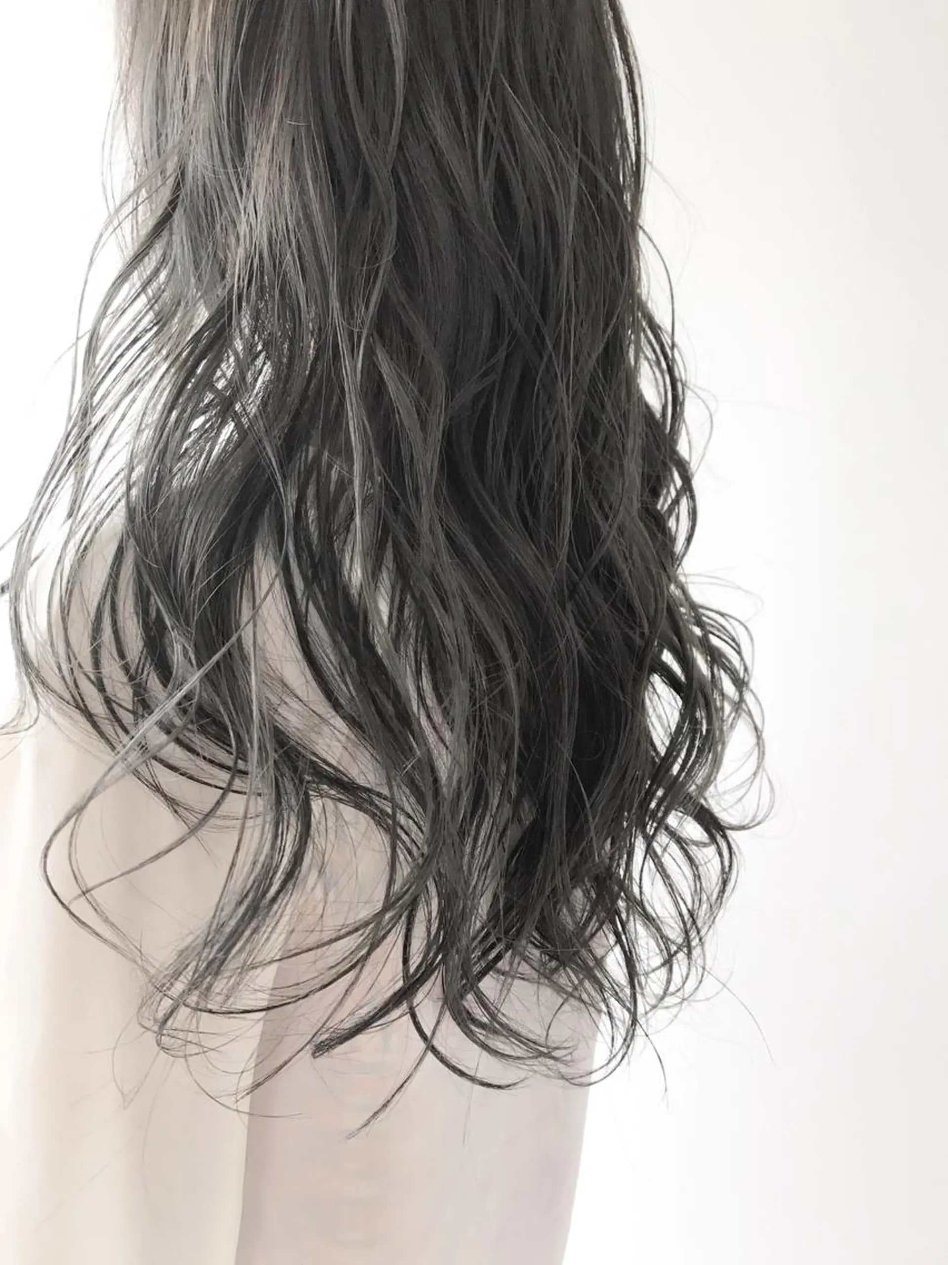 ロング カラー 古山 勇太のヘアスタイル