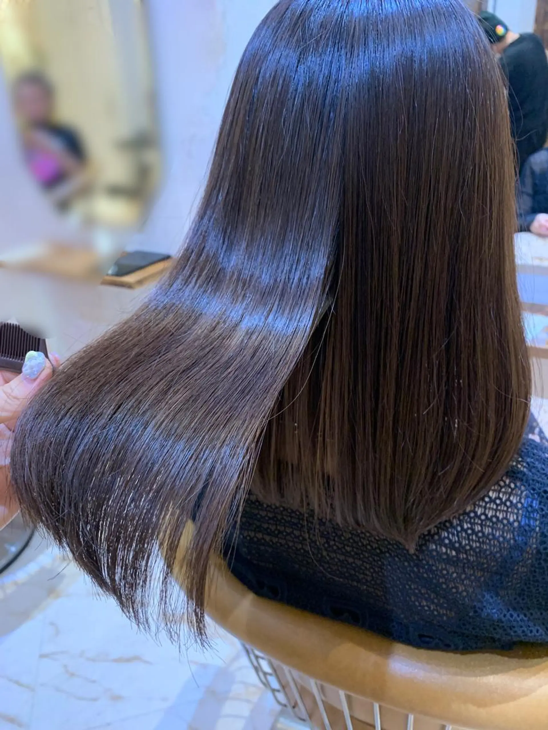 セミロング 川井麻由🎀アイドル 量産🎀ピンクカラーのヘアスタイル