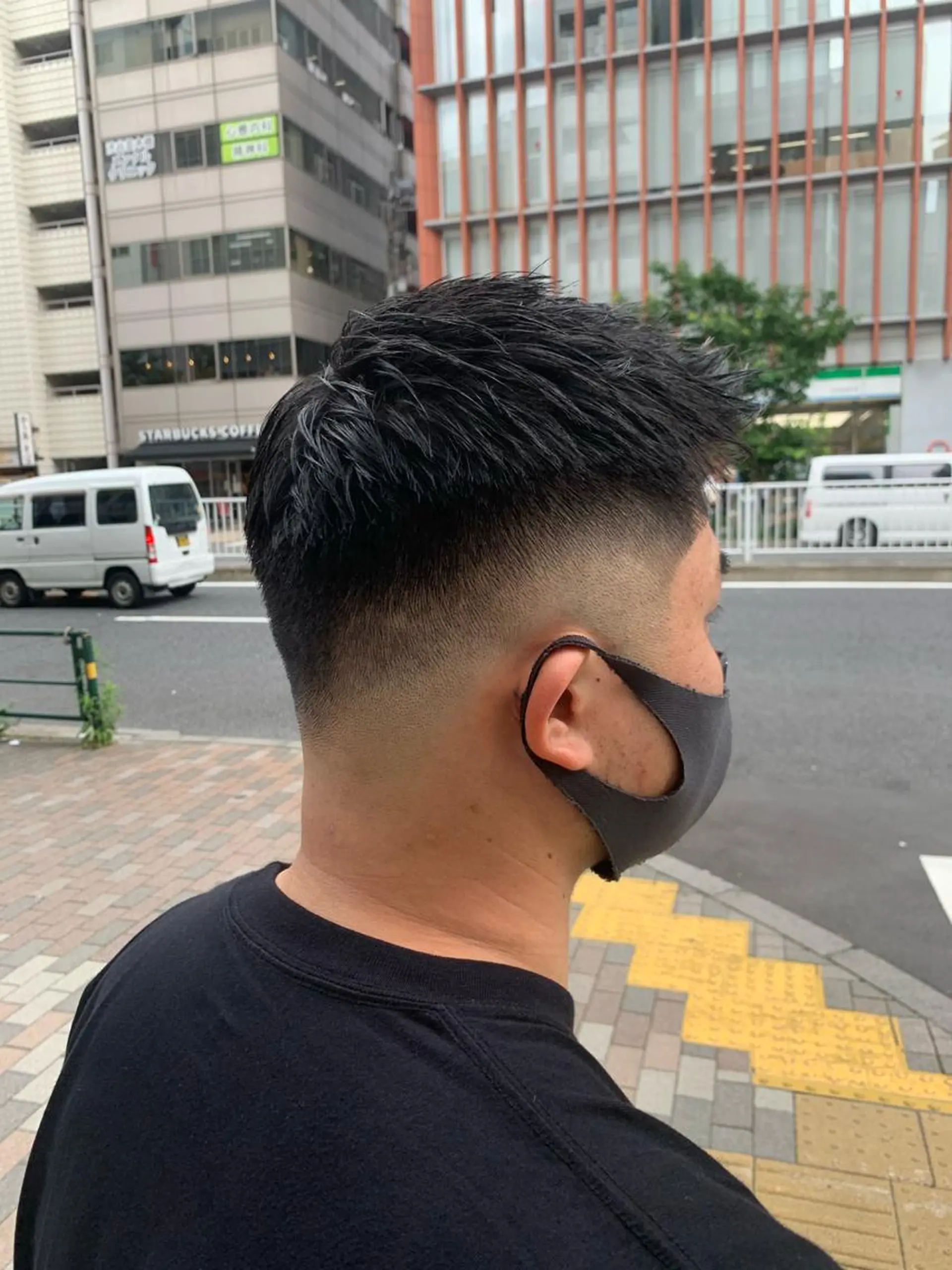 ショート メンズ フェードカット スキンフェード ‪🌿パーマ大好評 メンズヘア🌿ワタルのヘアスタイル