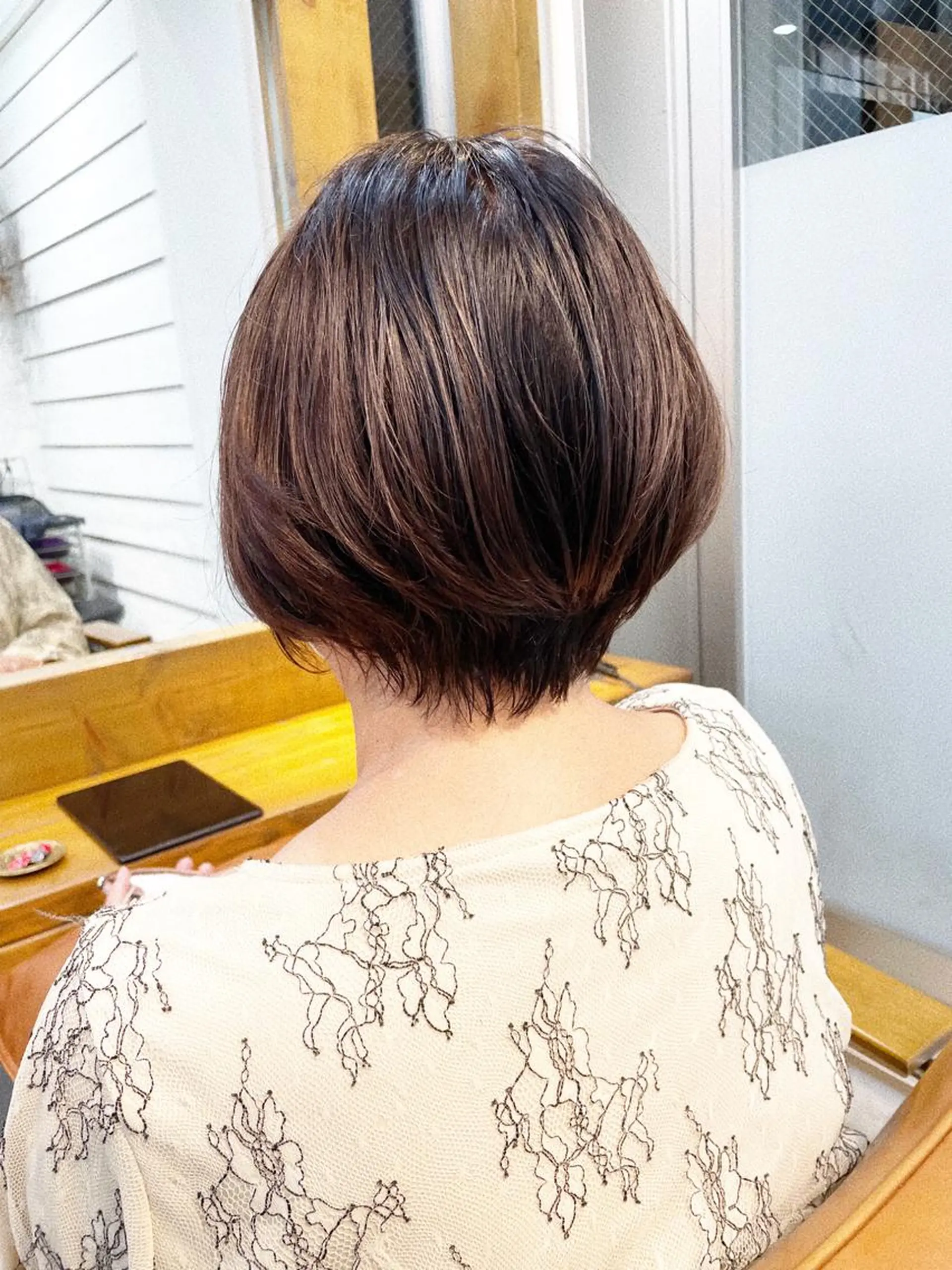 ショート カラー ショートボブ ハンサムショート ブリーチ ブリーチなしカラー ボブ カット ヘアカラー newline銀座所属・銀座ショート/ 大人ショート/金子涼のヘアスタイル