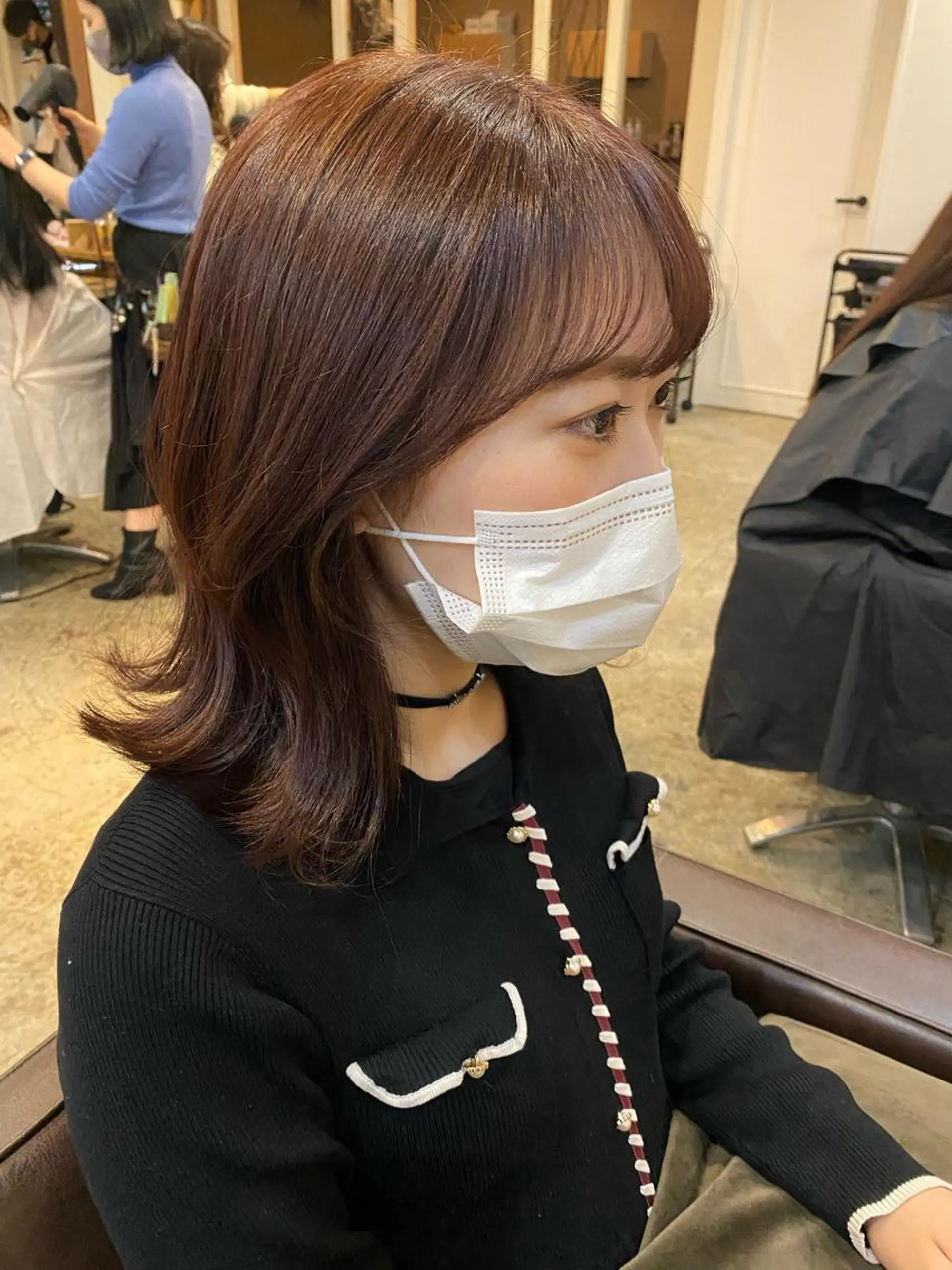 ミディアム ヘアカラー トリートメント 似合わせ顔まわりカッ ト🩶瀧本美咲のヘアスタイル