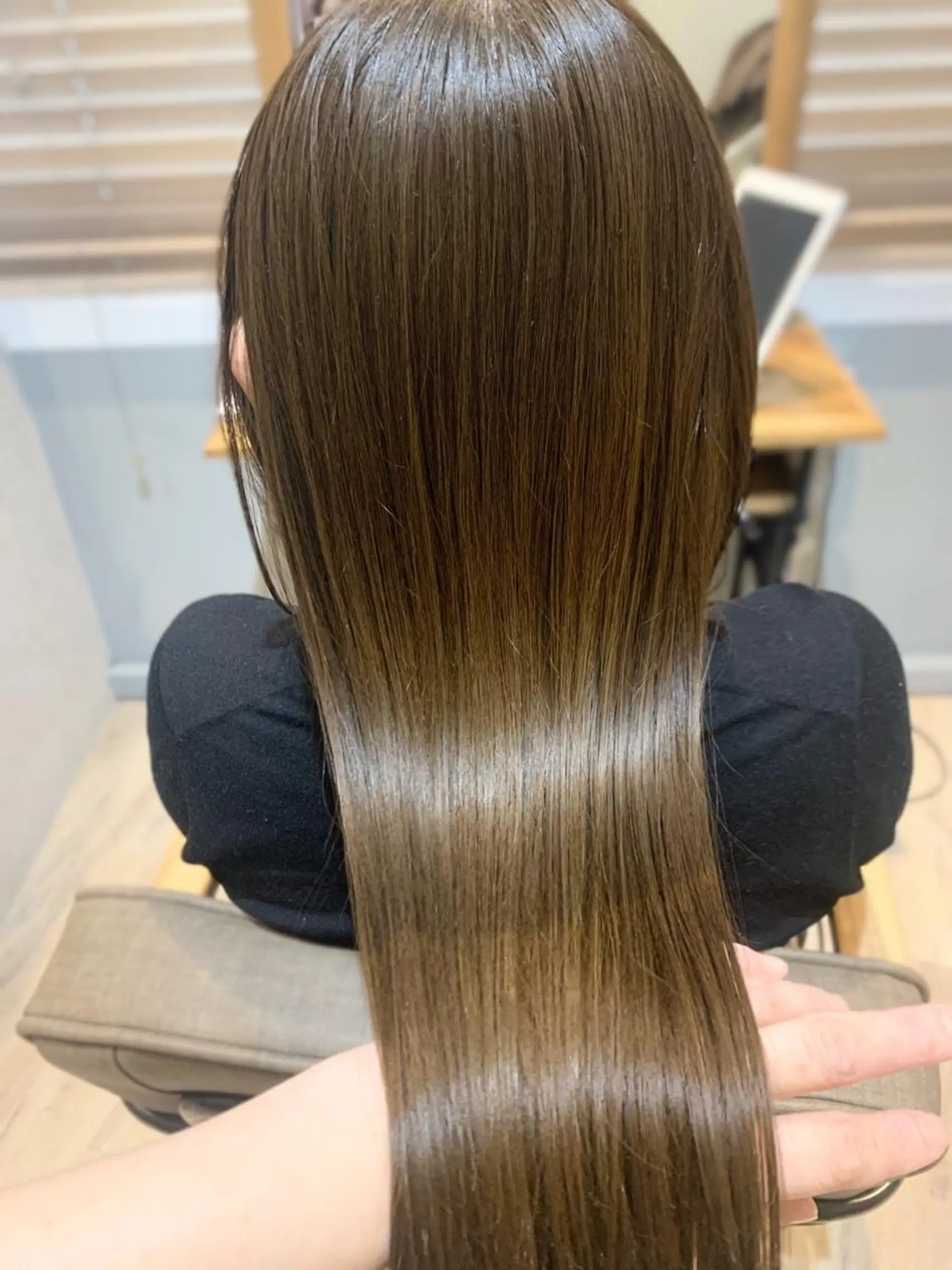 ロング カラー イルミナカラー トリートメント カット ヘアカラー トリートメント O maikoのヘアスタイル