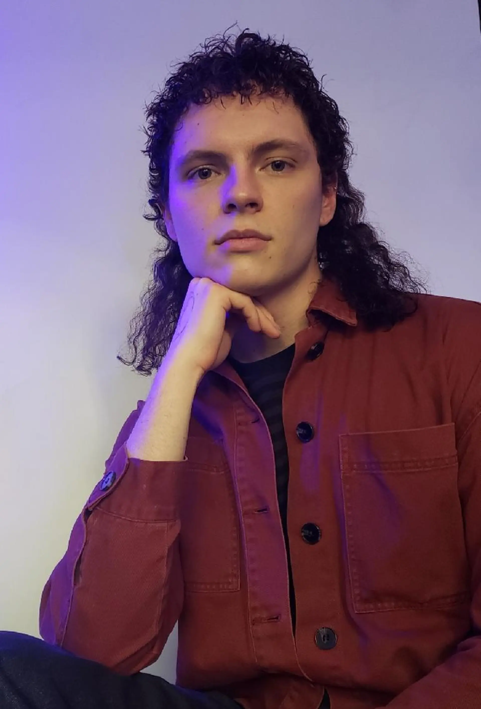 ミディアム Backbocker所属・ハイトーン/ブリーチ /デザインカラーのヘアスタイル