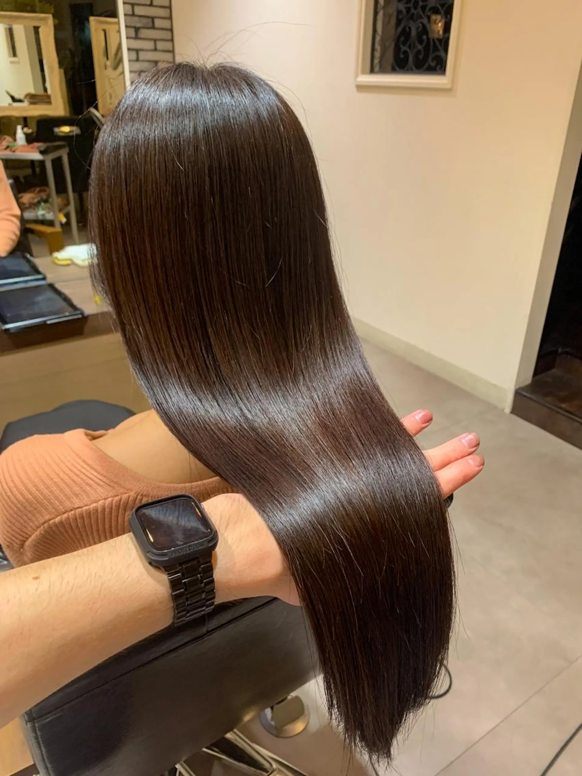 ロング カラー ブリーチ ケアブリーチ ダブルカラー ハイライトカラー ハイトーンカラー カット ヘアカラー トリートメント Uni.所属・地毛風ストレート/ 髪質改善/榎本流行のヘアスタイル