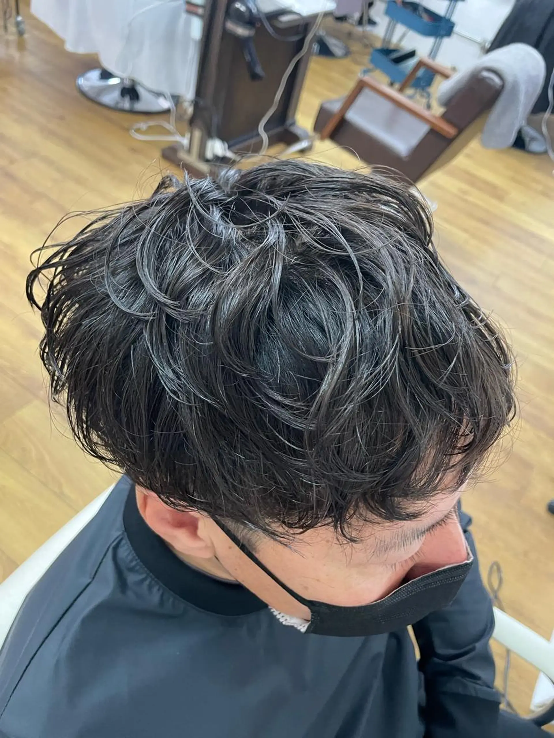ショート パーマ メンズ カット パーマ JERICHO HAIR所属・河野 由佳の眉毛・アイブロウイメージ