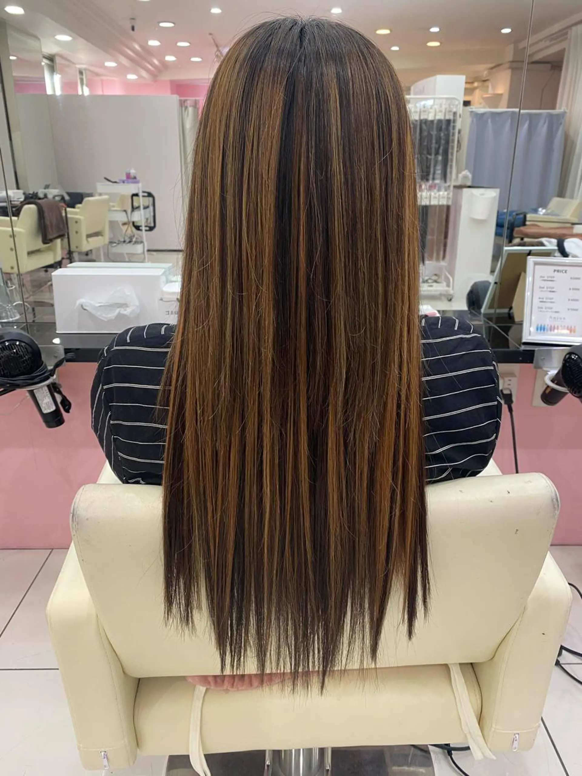 ロング illfrere MOMOKAのヘアスタイル