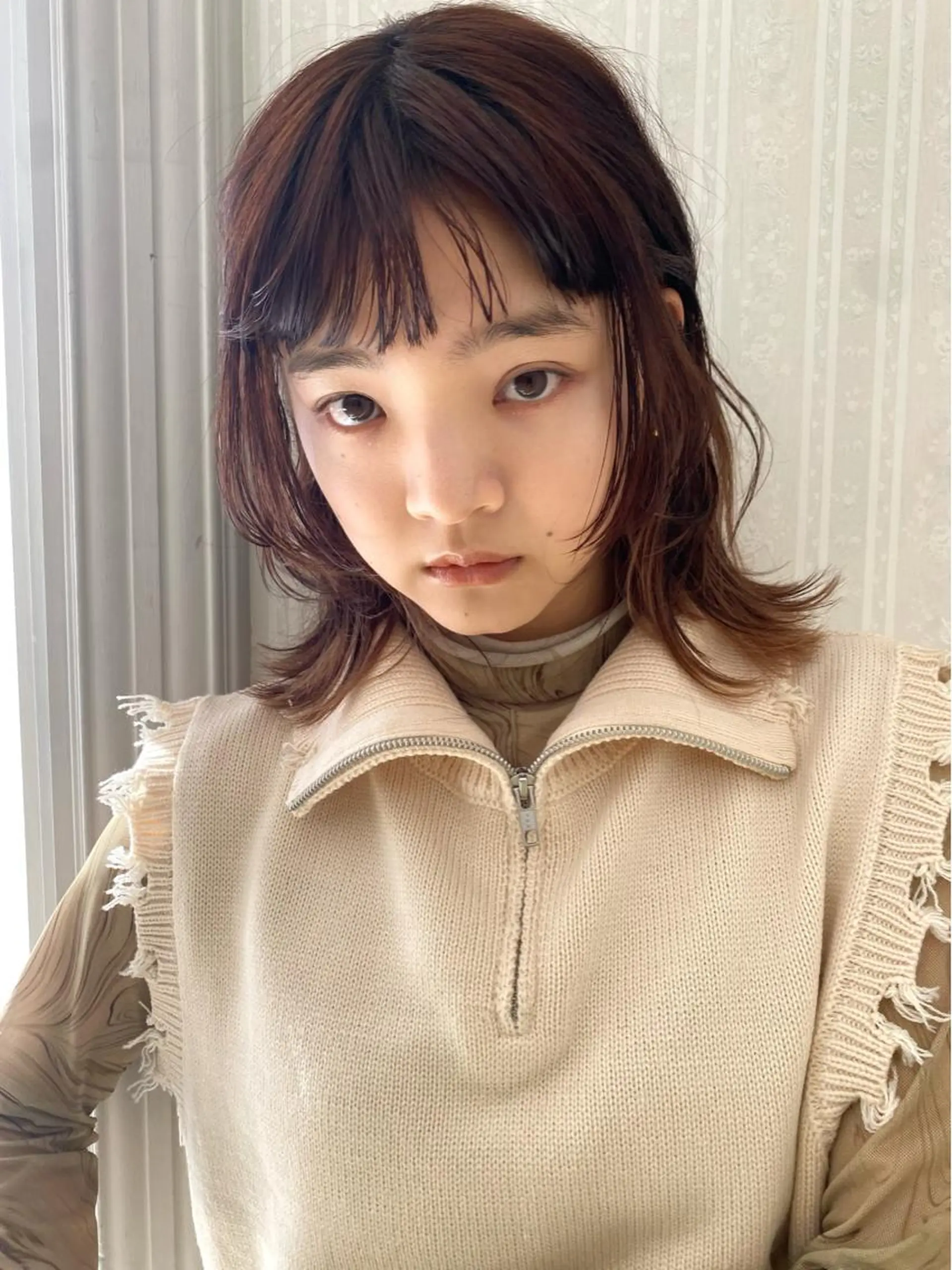 ミディアム カラー ミディアムレイヤー カシス レイヤーカット レイヤー/髪質改善 渡邉【日吉美容室】のヘアスタイル