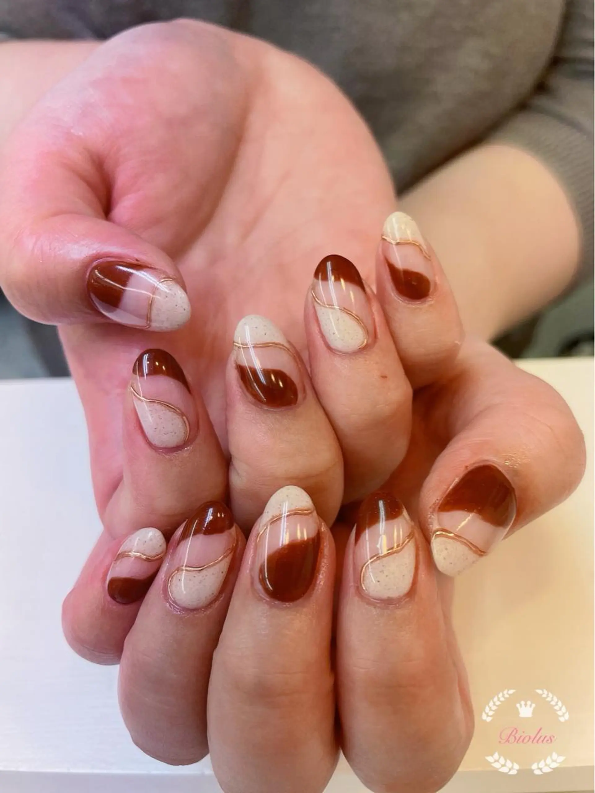 ネイル ニュアンスネイル ハンドネイル vimore ネイルサロンのネイルデザイン