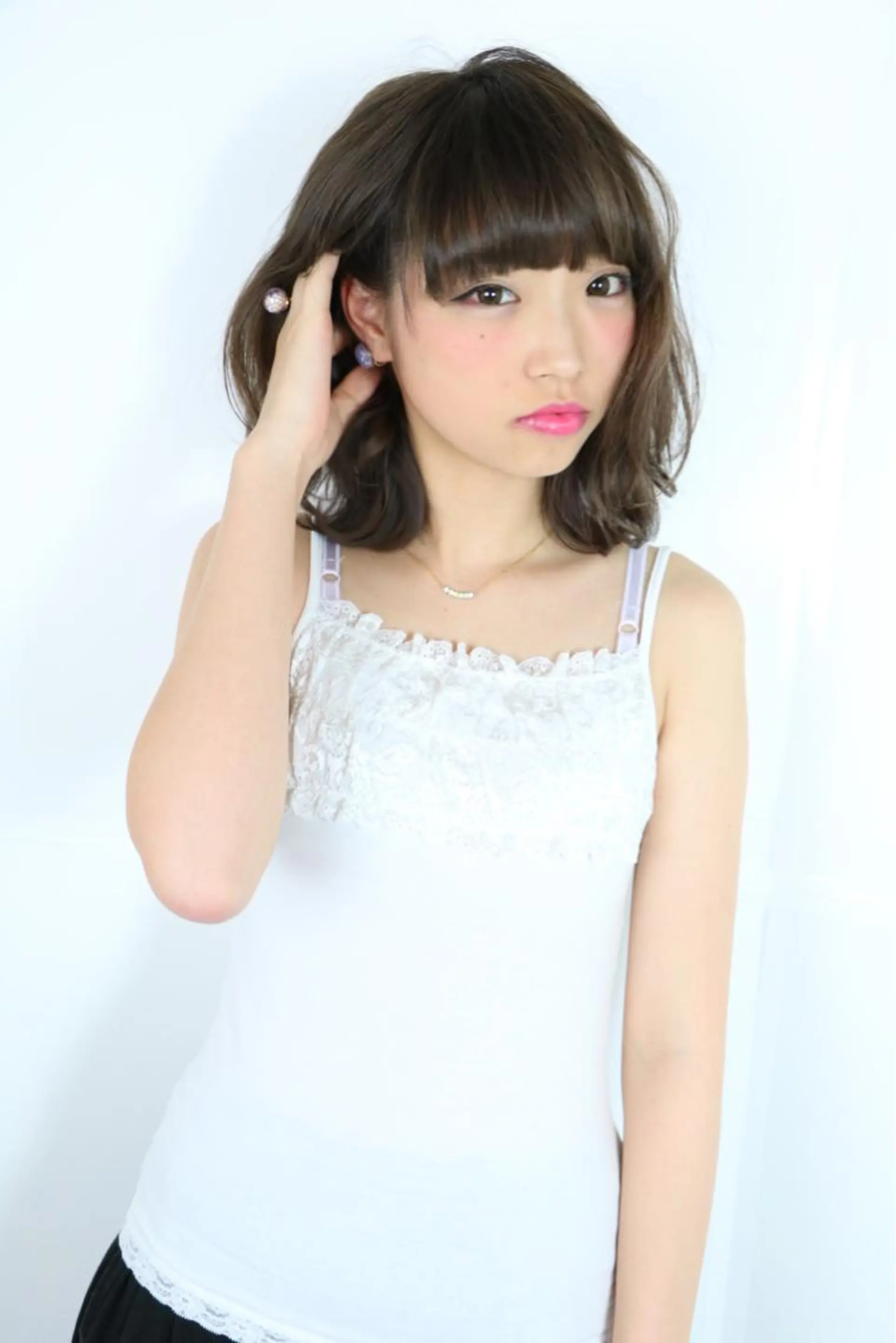 ミディアム カラー パーマ アッシュ LUCK本厚木 浦住 貴大のヘアスタイル