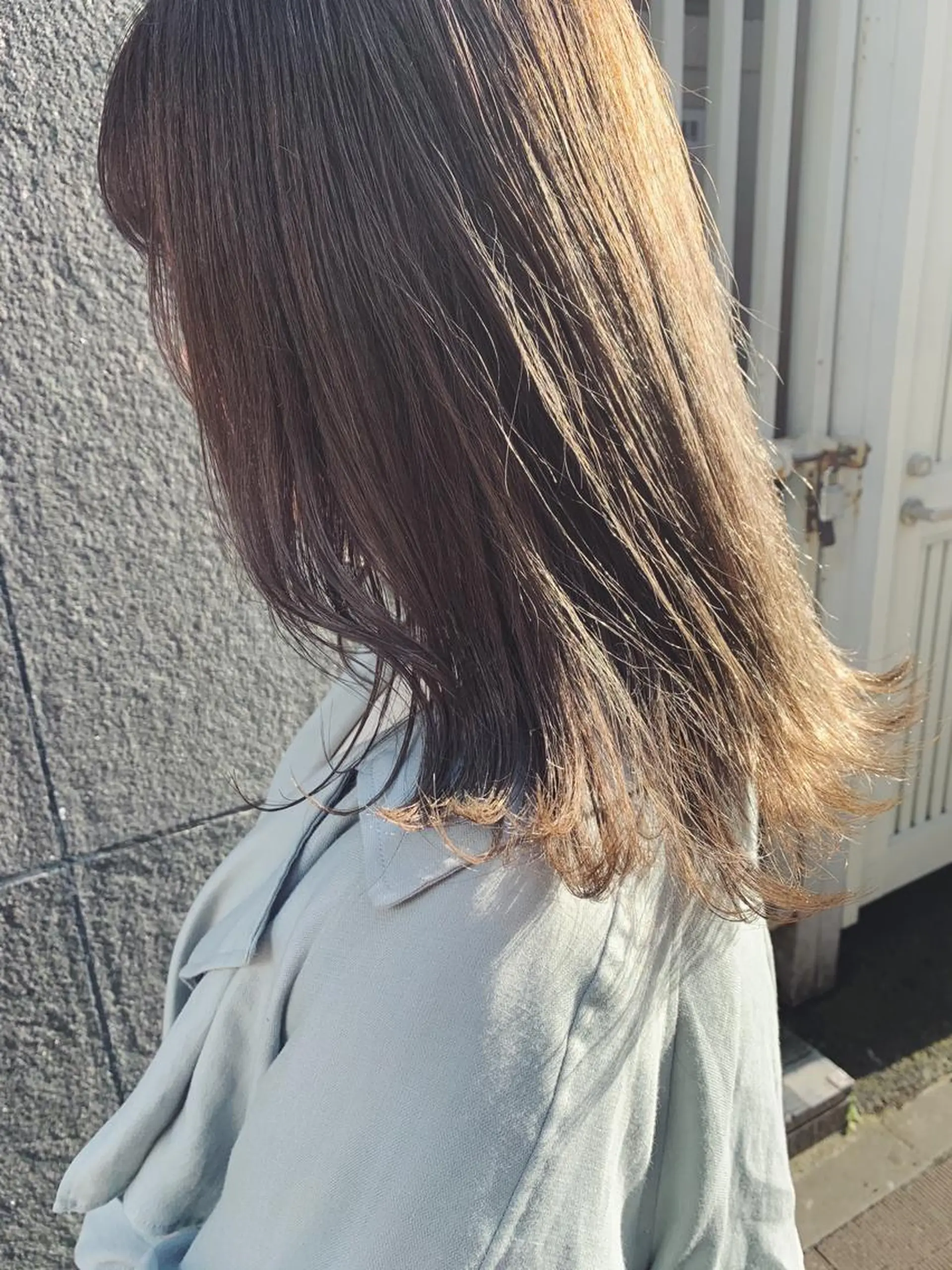 ミディアム カラー ブリーチ グレージュ カット ヘアカラー トリートメント tension 【テンション】のヘアスタイル