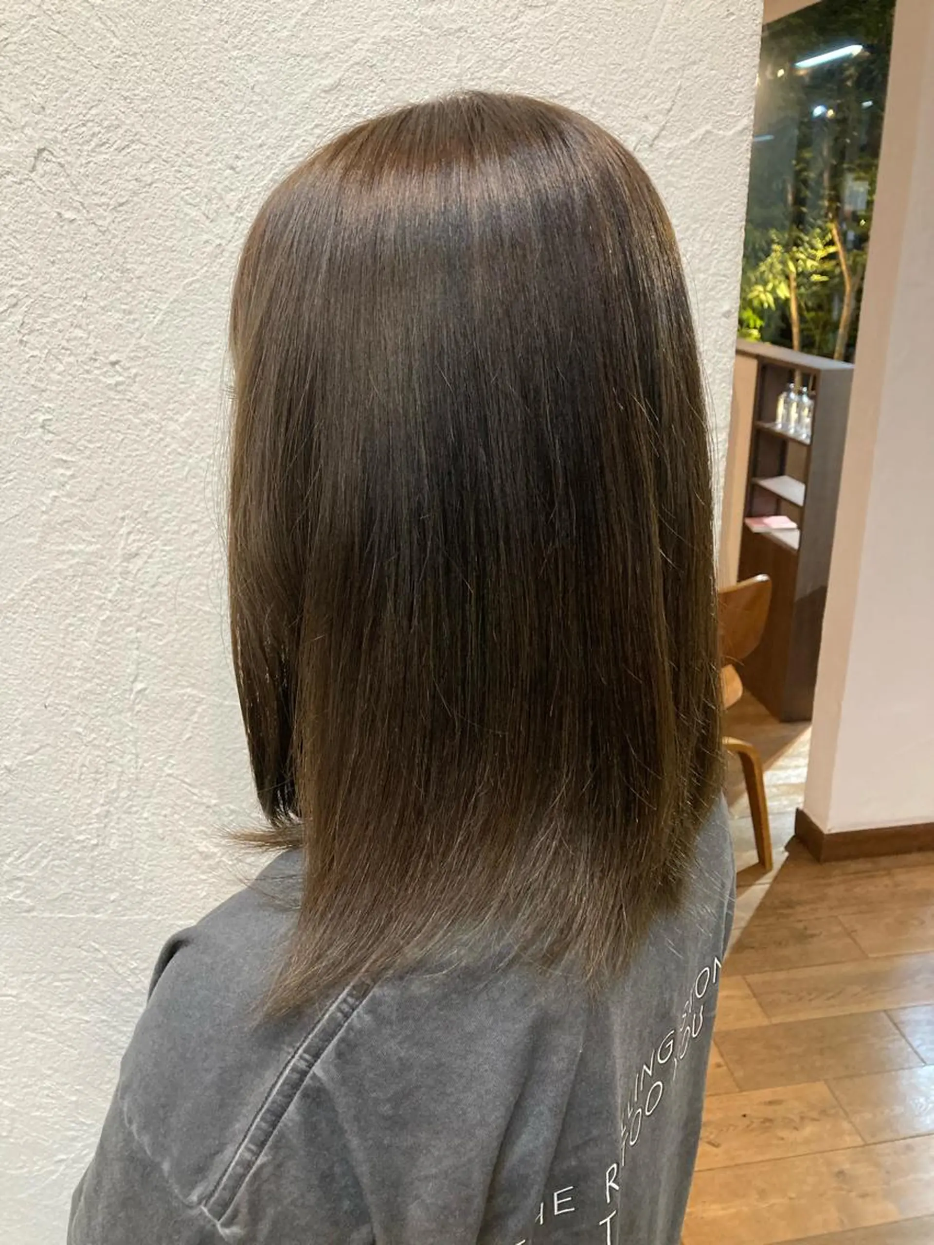 ミディアム カラー ベージュカラー 縮毛矯正特化 長谷川朋樹のヘアスタイル