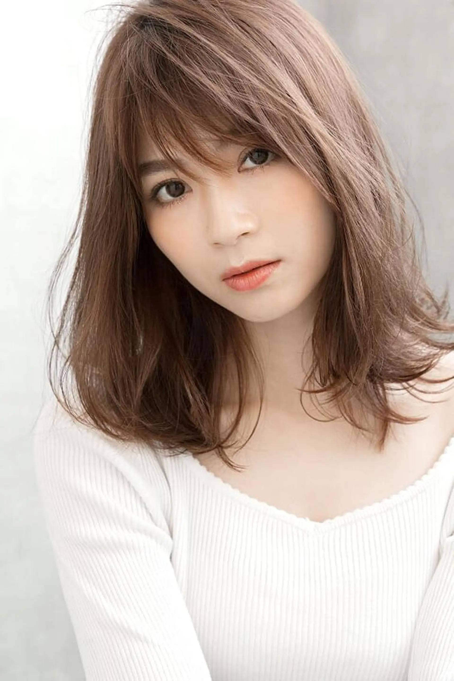 ミディアム カラー カット DUNOhair デュノヘアーのヘアスタイル