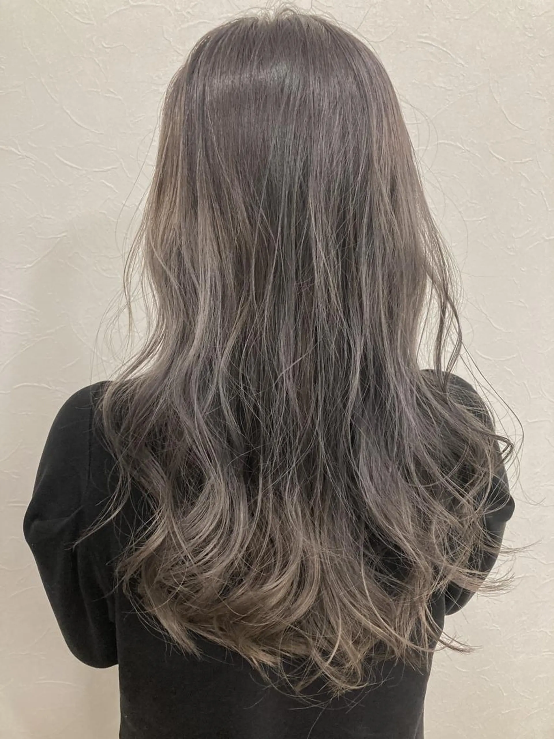 セミロング ヘアカラー Kyo 🐈‍⬛のヘアスタイル