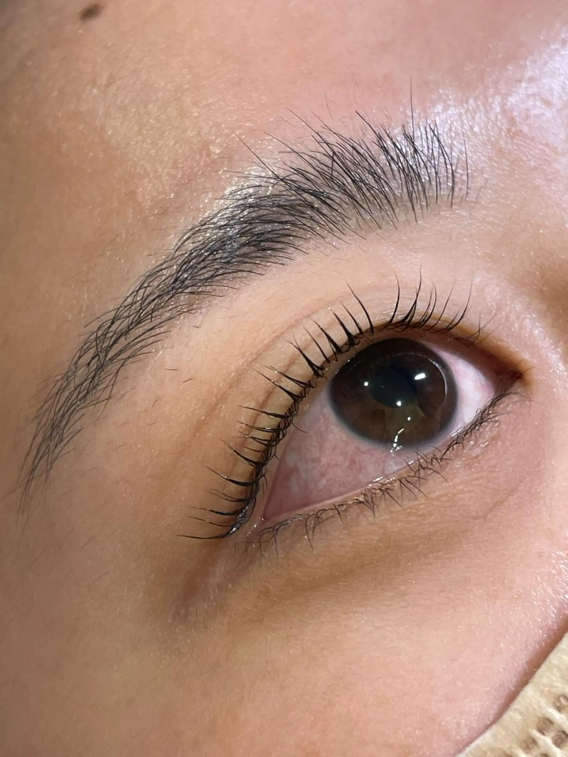 マツエク・マツパ cure所属・井上 真里奈のヘアスタイル