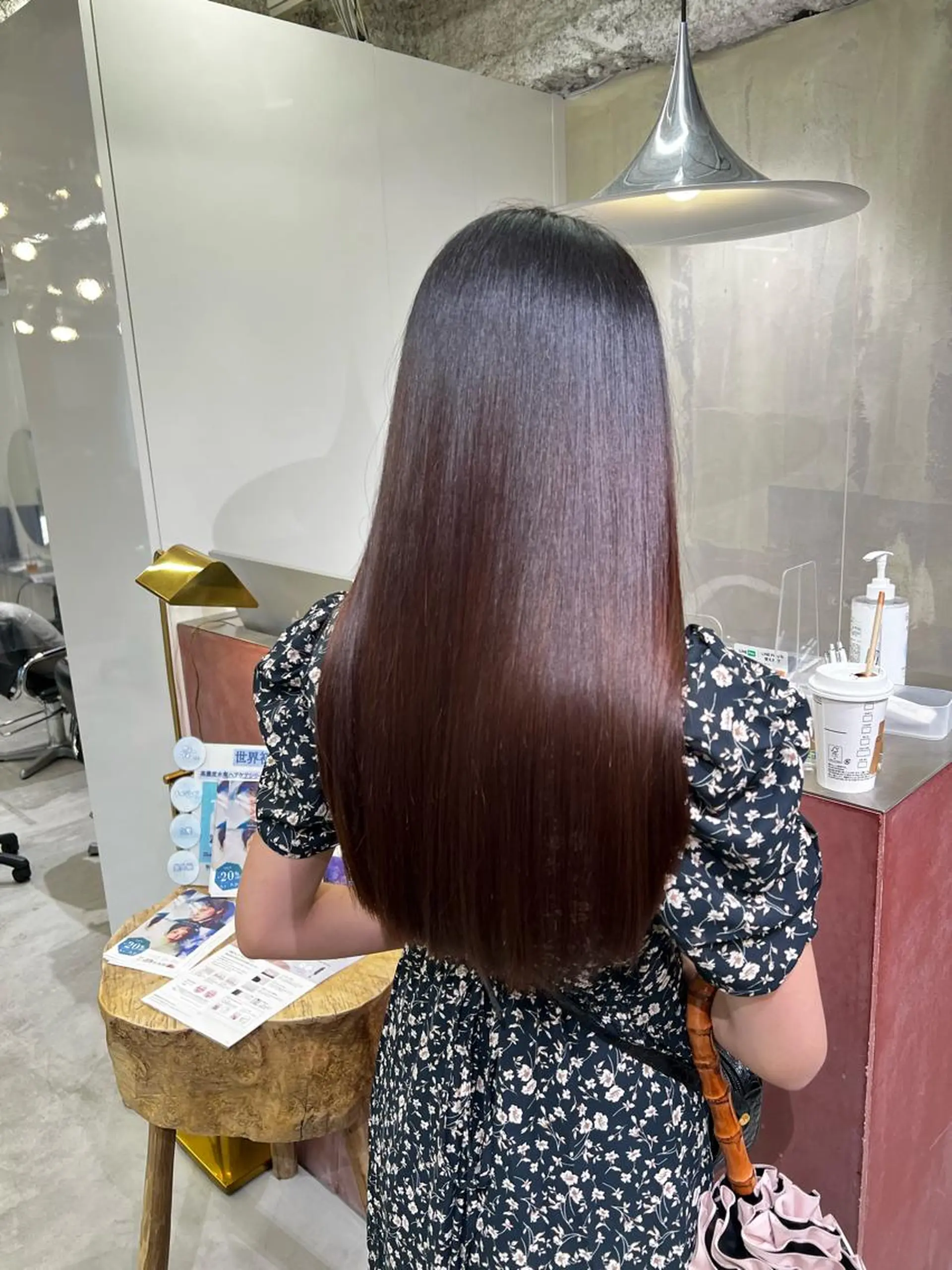 ロング CYAN by artefice所属・安達 萌花のヘアスタイル