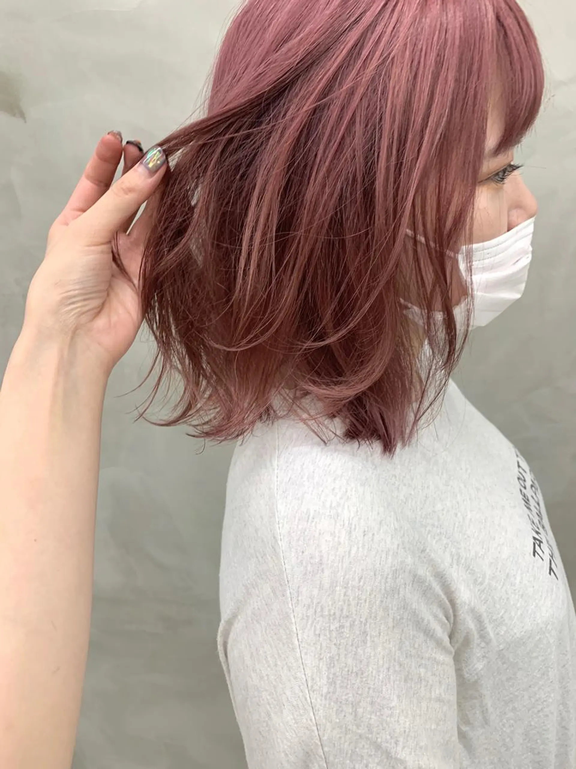 ミディアム カラー ブームボックス所属・🐝ハイトーンカラー hachi🐝のヘアスタイル