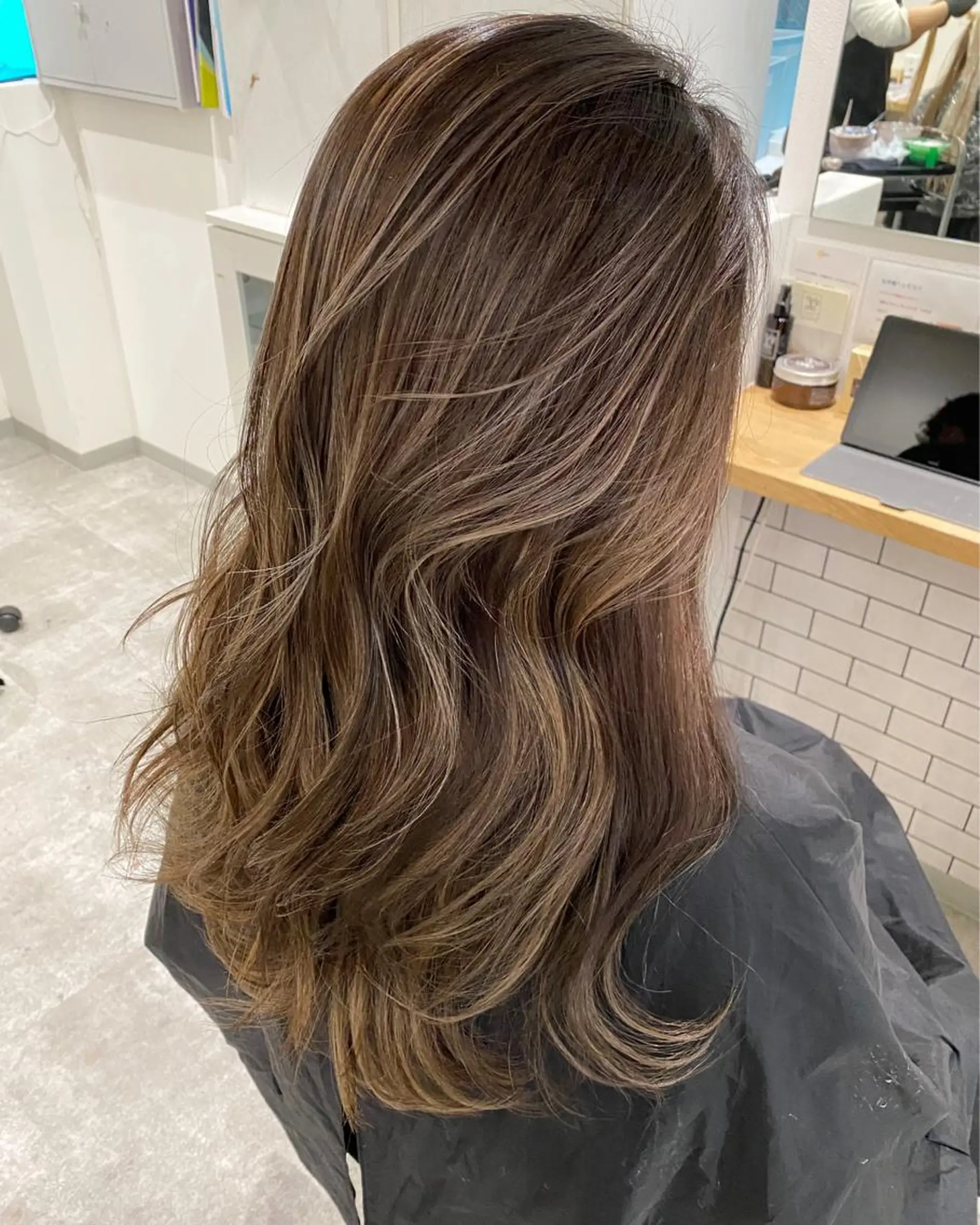 ミディアム カラー トリートメント JIL BLAN 京都のヘアスタイル