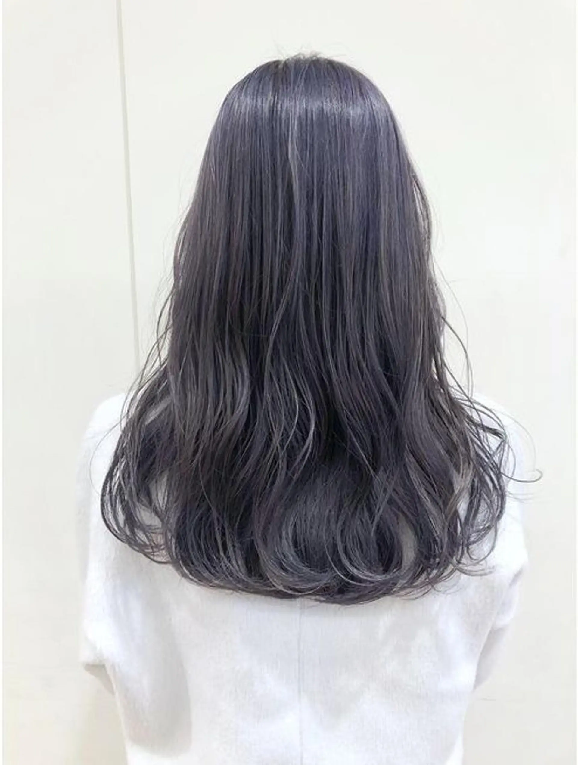 ミディアム カラー パーマ ヘアアレンジ ユズキ/ 透明感カラーのヘアスタイル