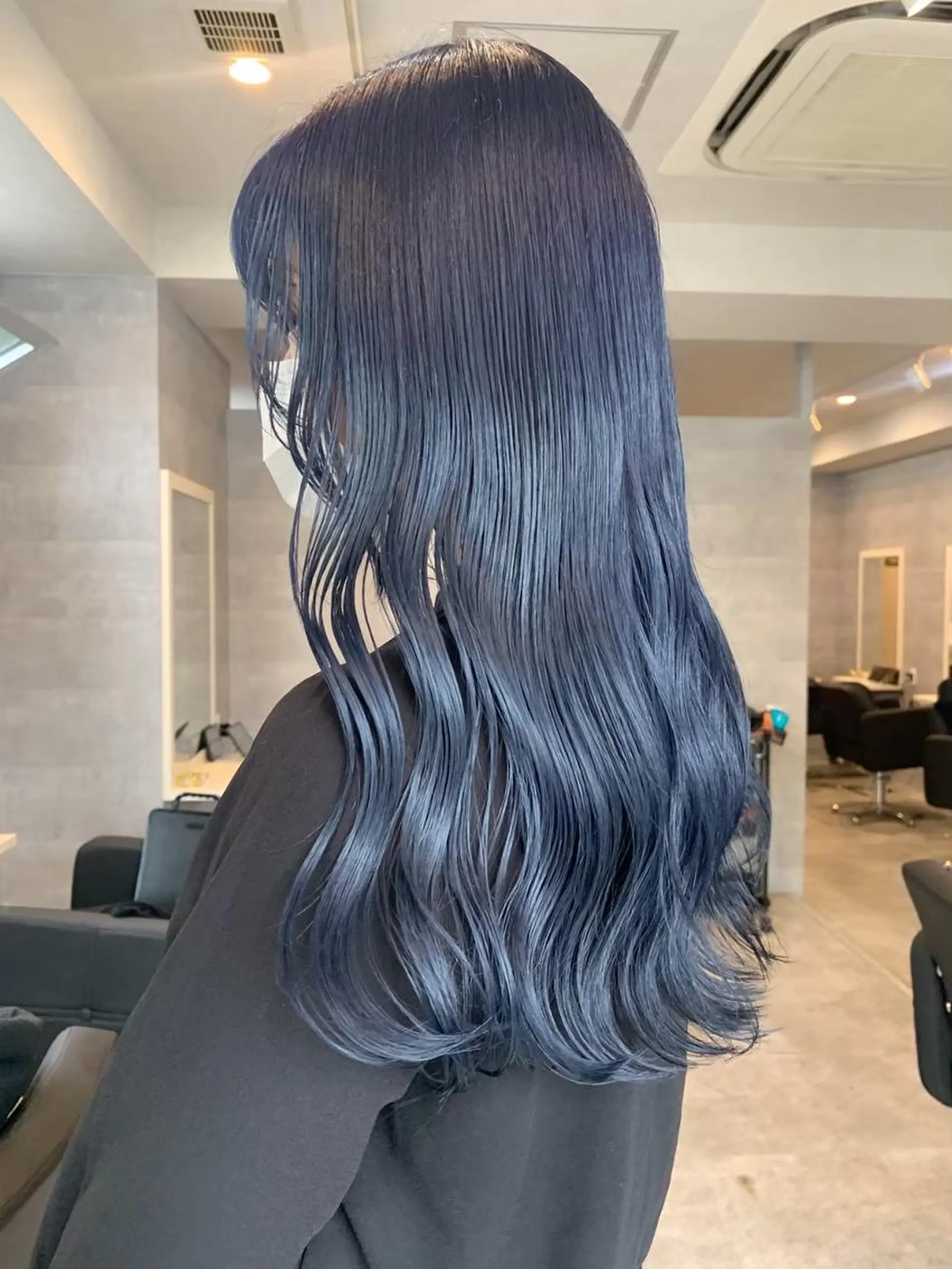 カラー アディクシーカラー バレイヤージュ 黒髪 ブリーチ ダブルカラー カット ヘアカラー トリートメント ＿WHITE鳳店 アンダーバーホワイトのヘアスタイル