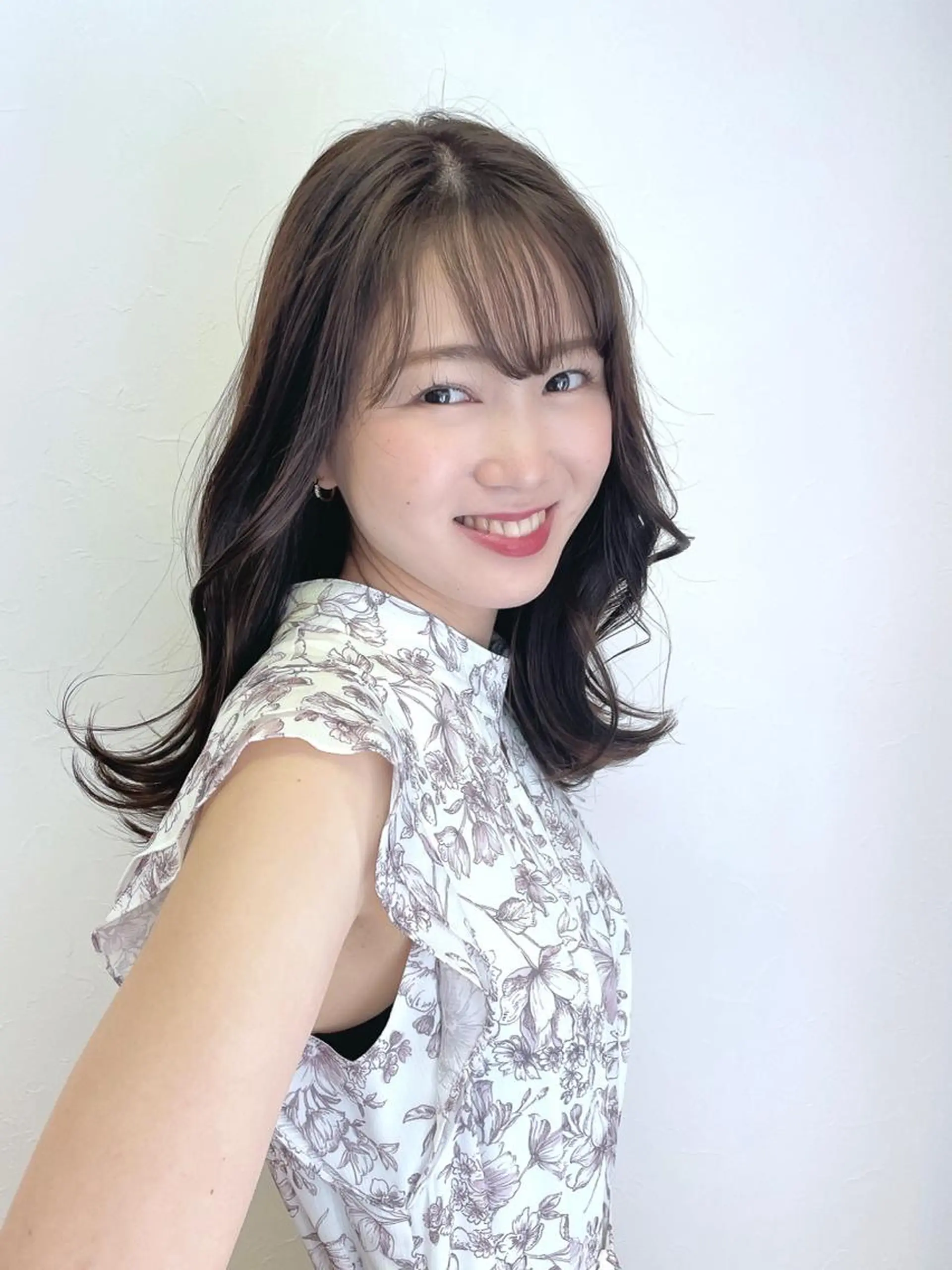セミロング カット ヘアカラー 🍨モテベージュ🩰 miraiのヘアスタイル