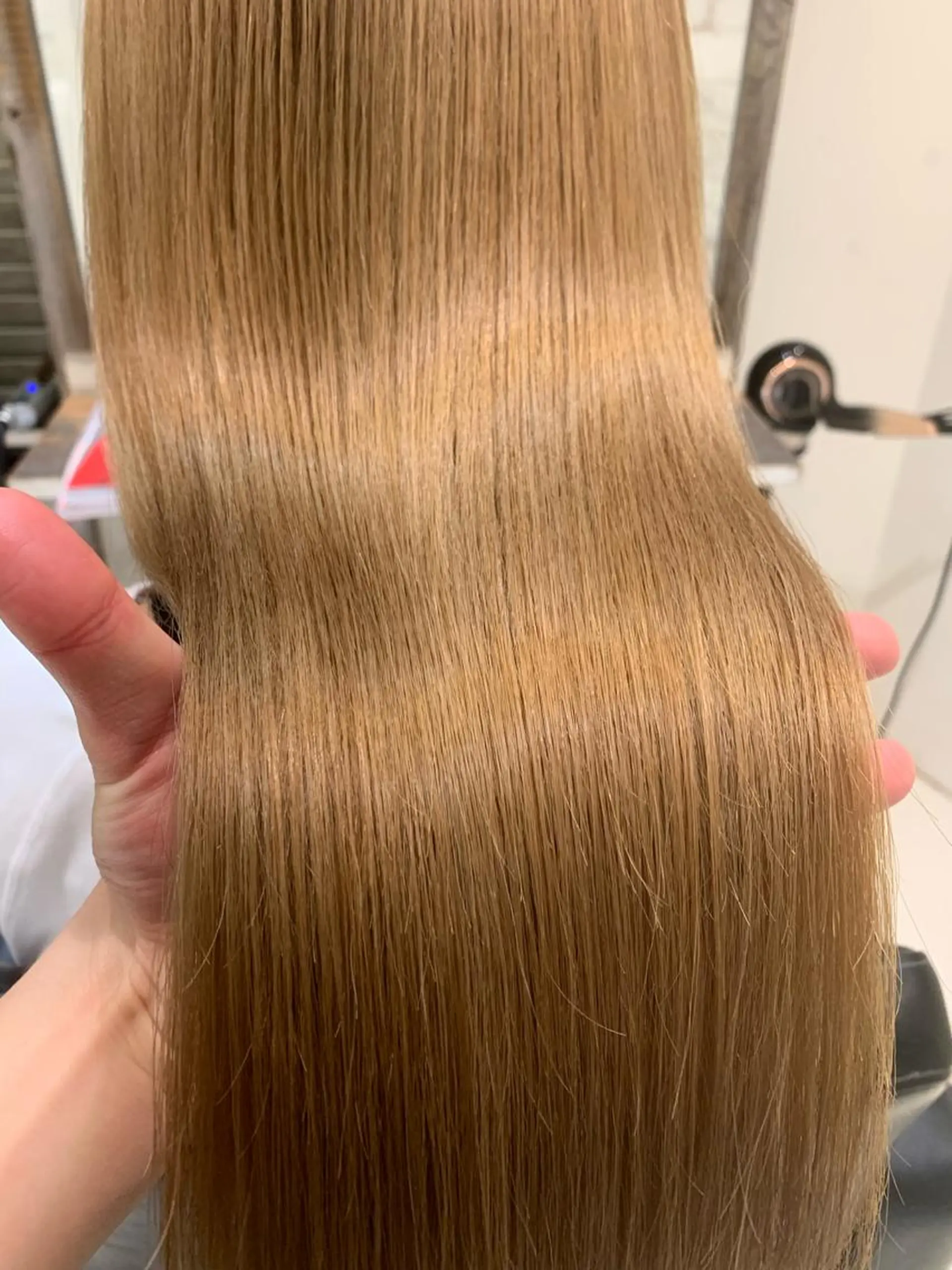 ロング カラー 髪質改善 トリートメント エクステ　ユノキ リョウタのヘアスタイル