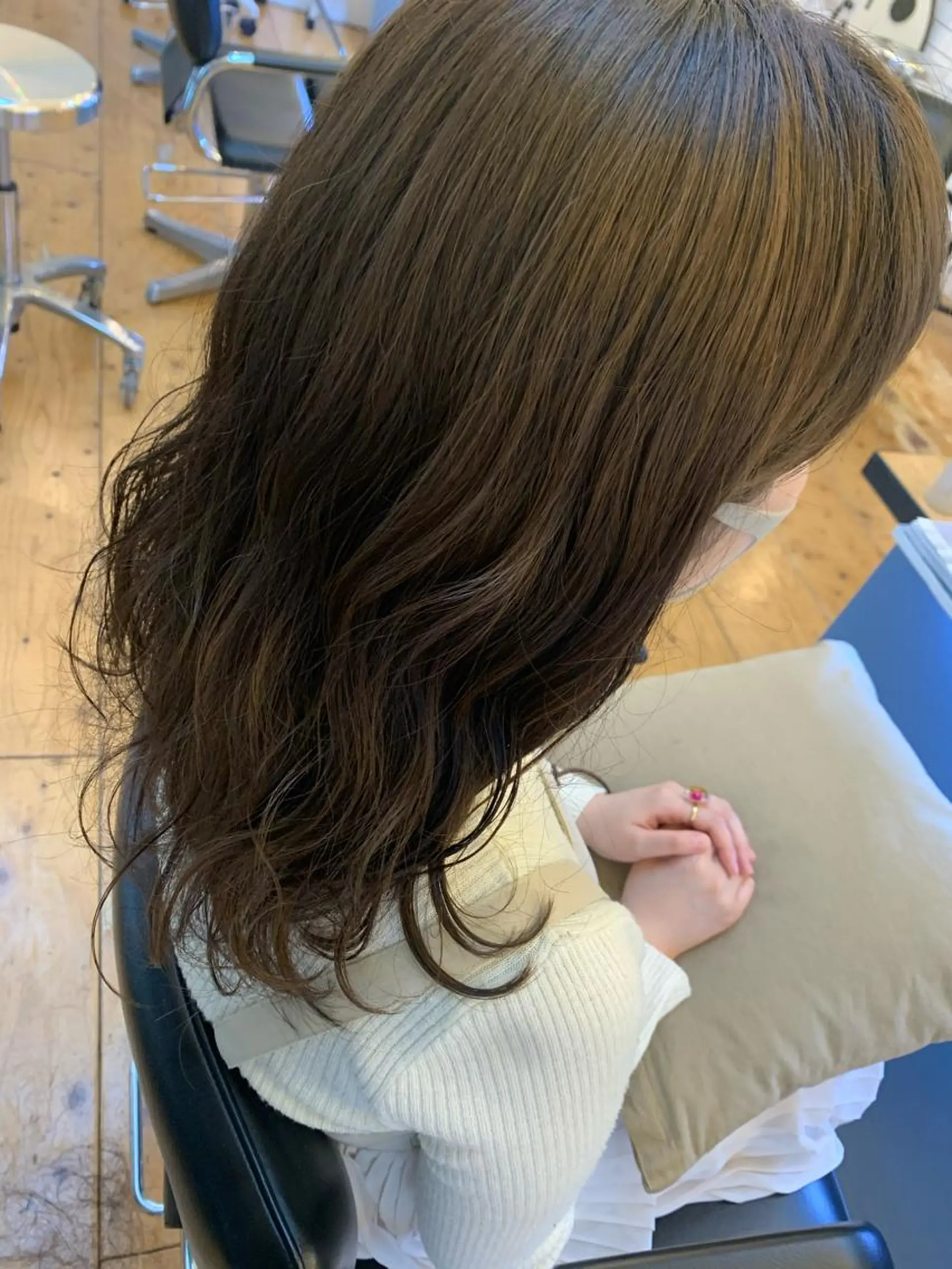 セミロング カラー パーマ セミロングパーマ ベージュカラー カット ヘアカラー パーマ Lagom なかだのヘアスタイル