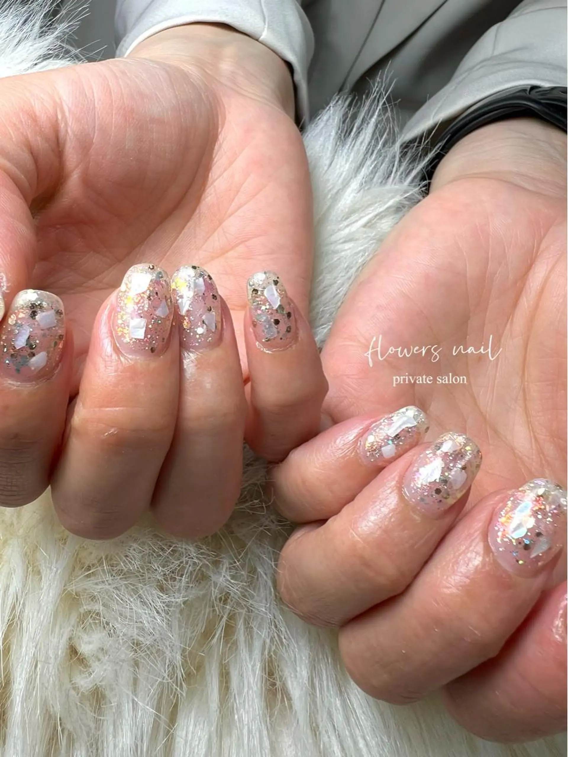 ネイル クリアネイル ジェルネイル ラメ(グリッター) 持ち込み パラジェル flowers nailのネイルデザイン