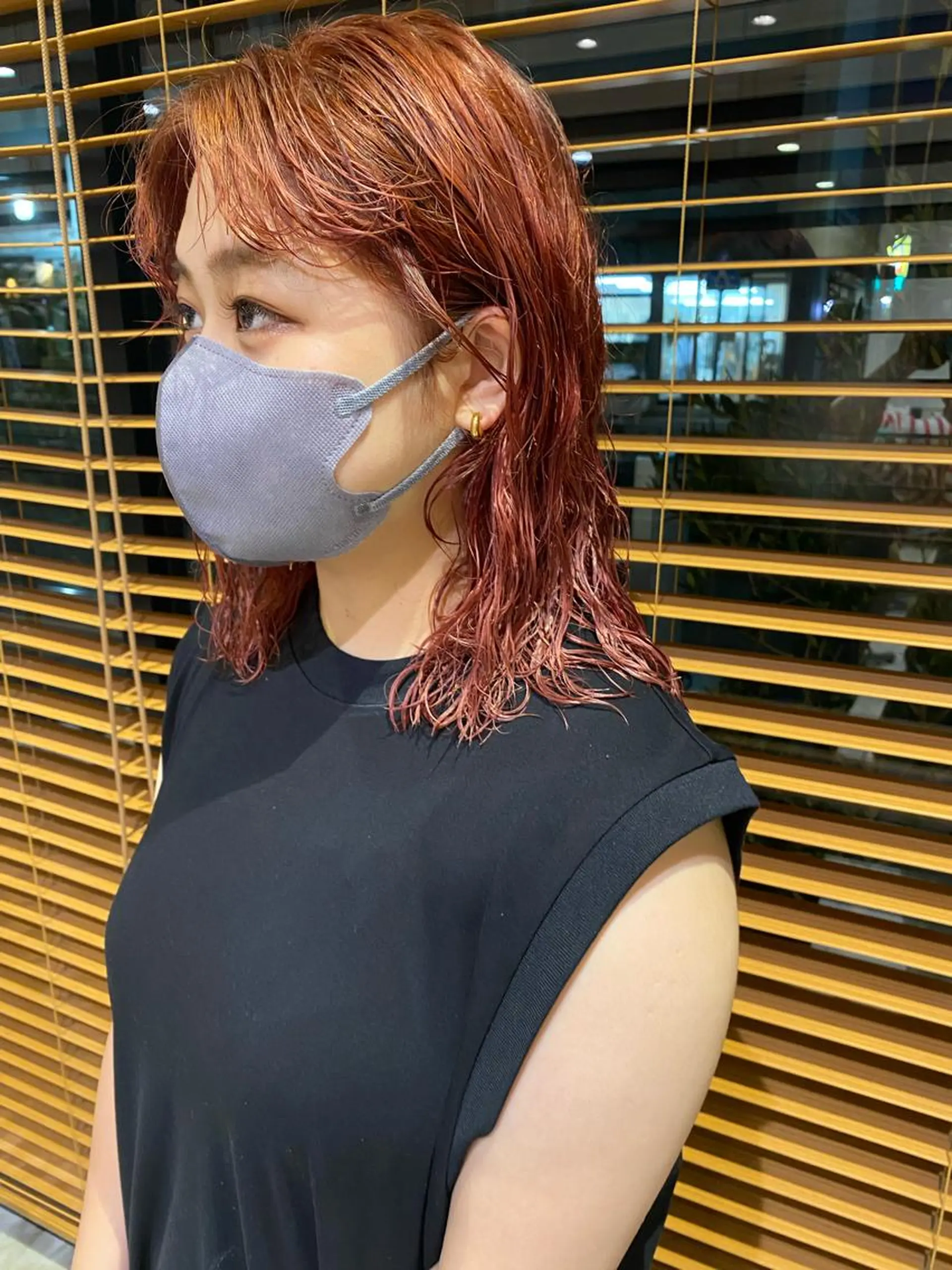 ミディアム カラー パーマ ヘアアレンジ ミディアムパーマ オレンジ ピンクカラー ヘアカラー トリートメント ヘッドスパ パーマ指名No1 /namiのヘアスタイル