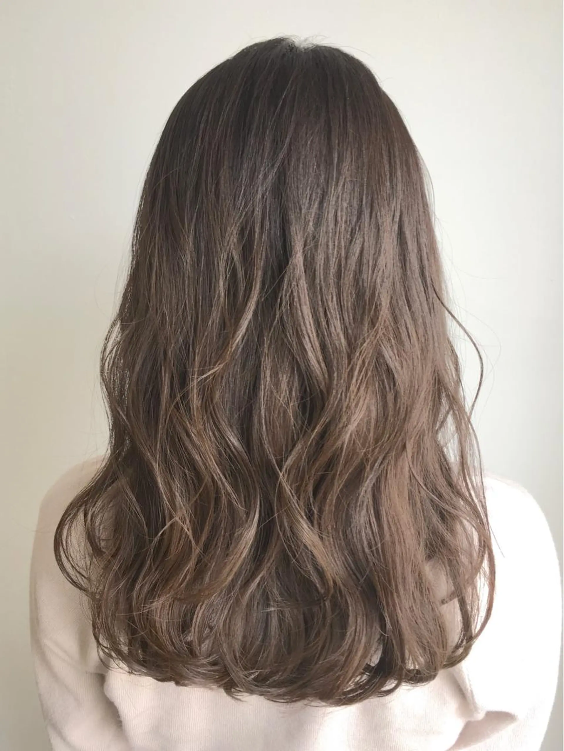 ロング カラー ブルーカラー ブルージュ ヘアカラー トリートメント ヘッドスパ ヘアセット go today shaire salon 本店所属・yoshi ☆のヘアスタイル