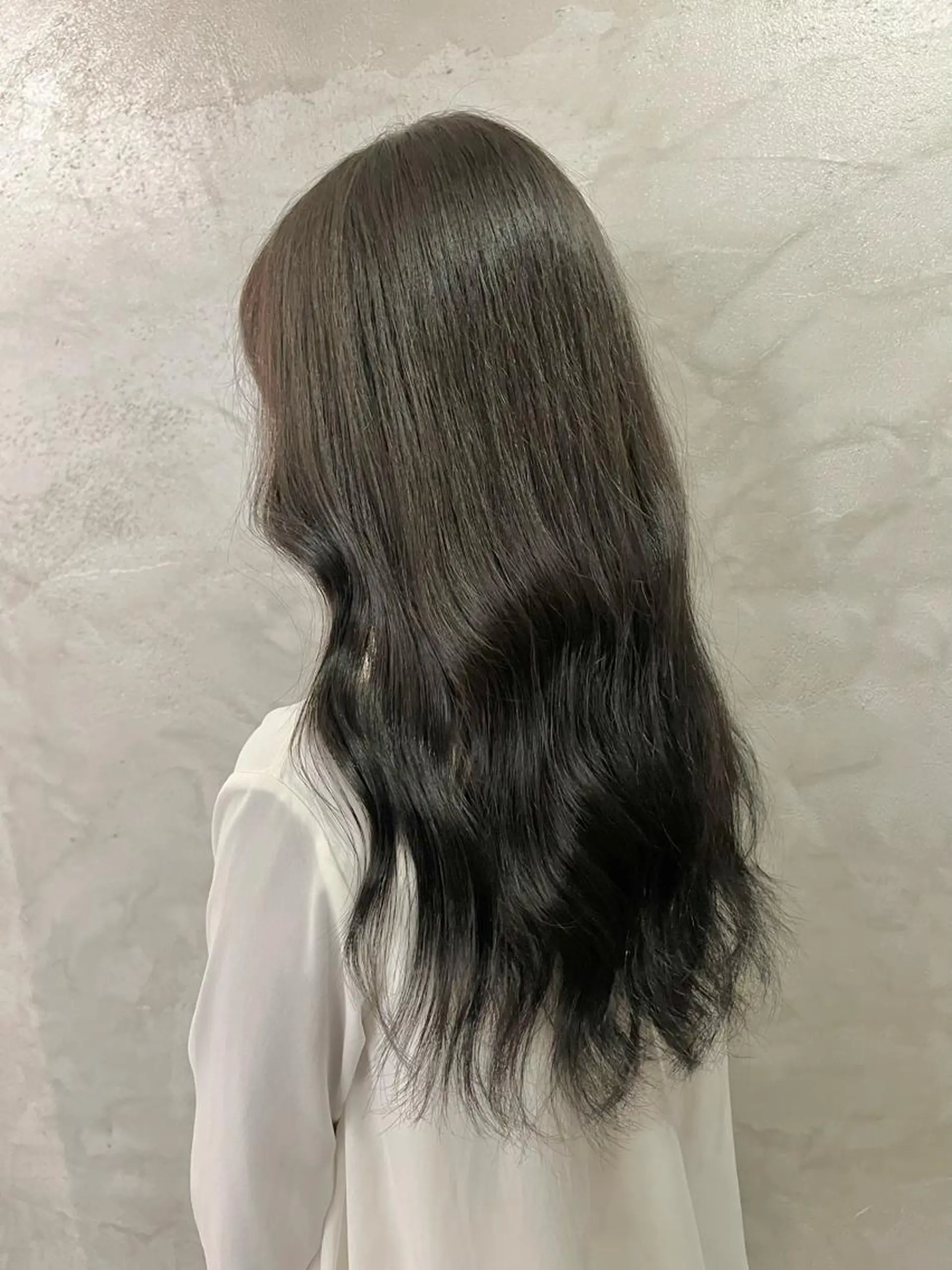 ロング カラー オリーブカラー ヘアカラー FUJINO RYOのヘアスタイル