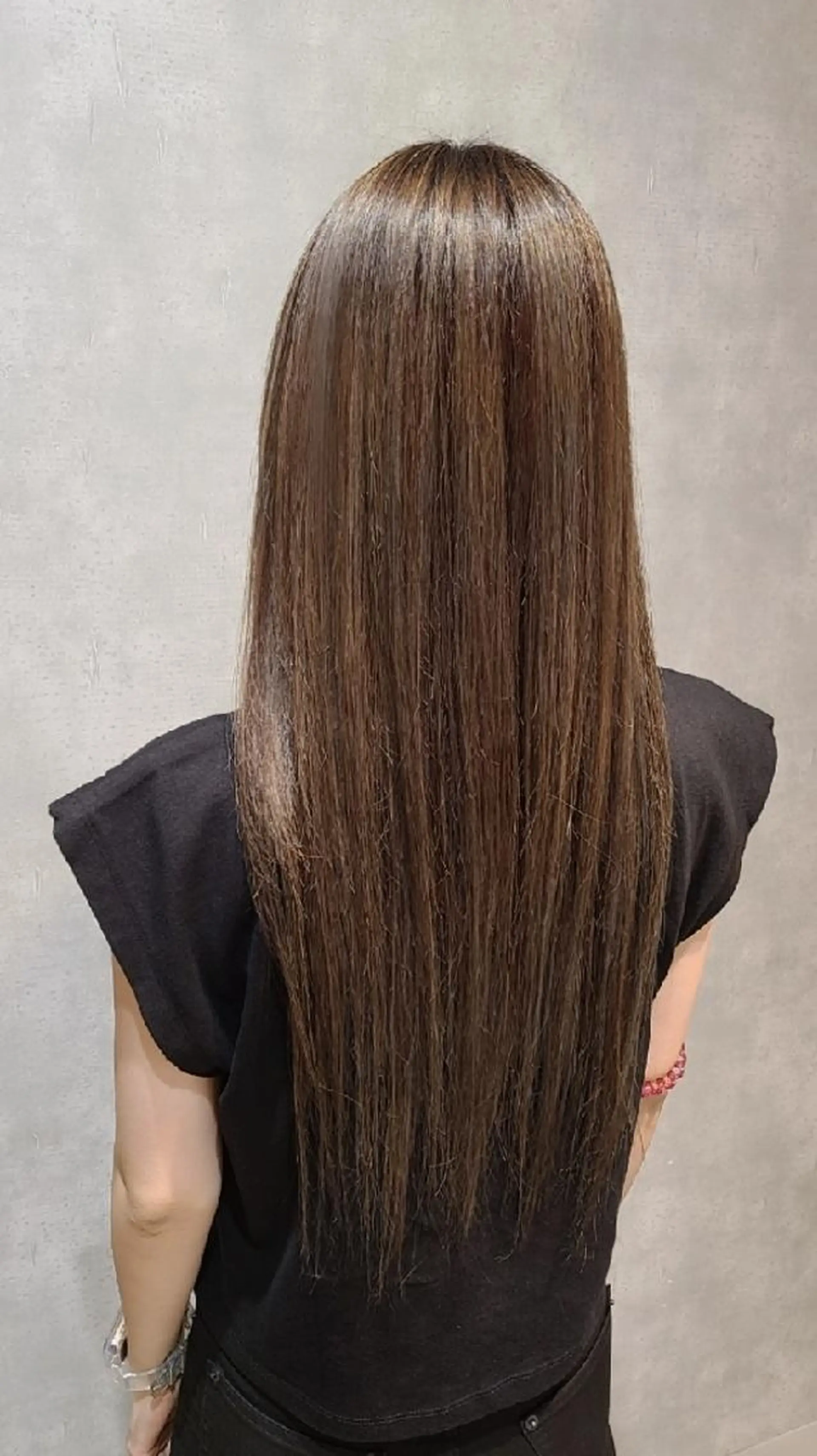 ロング カラー グレージュ ハイライトカラー ハイライト 西田 理沙のヘアスタイル
