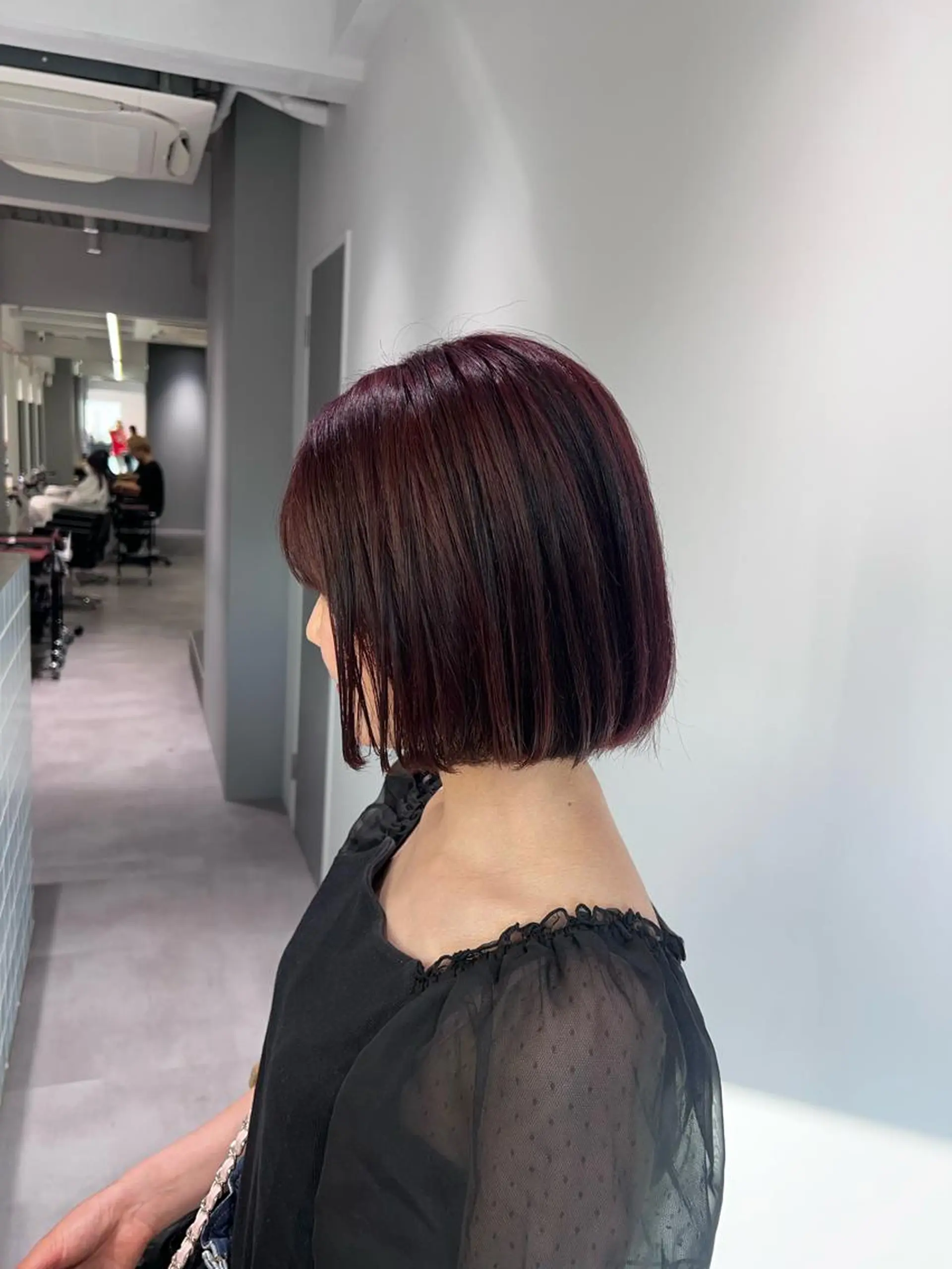 ショート カラー R/🤎 パーマ&ブリーチ🔥のヘアスタイル