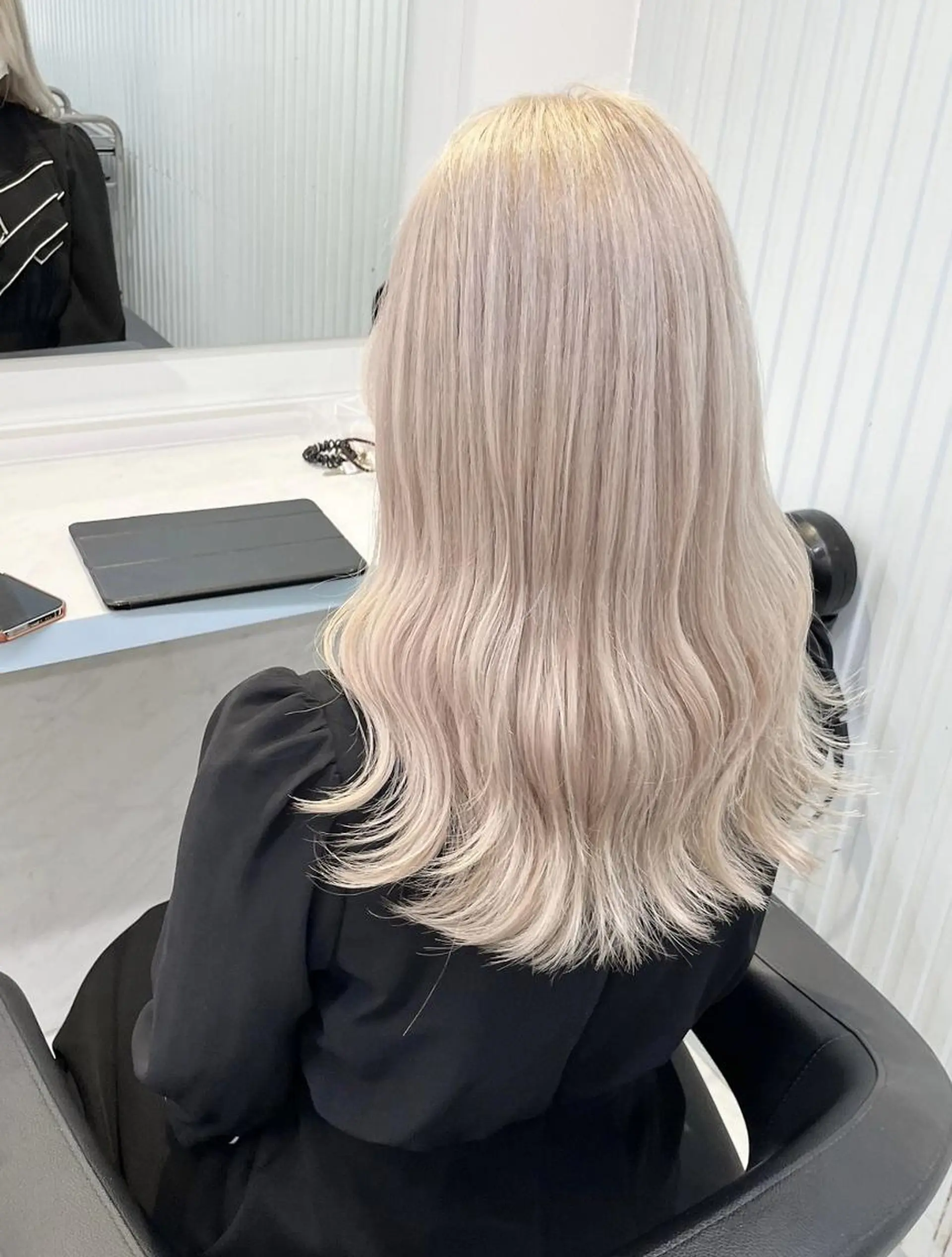 カラー ロング ヘアカラー ヘッドスパ ヘアセット ハイトーンブロンド 横浜💞ミオのヘアスタイル