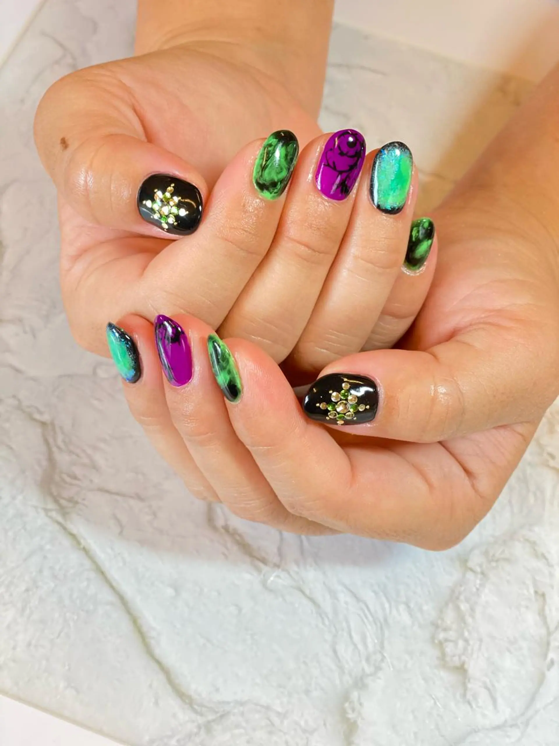 ネイル M nail はやまうららのネイルデザイン