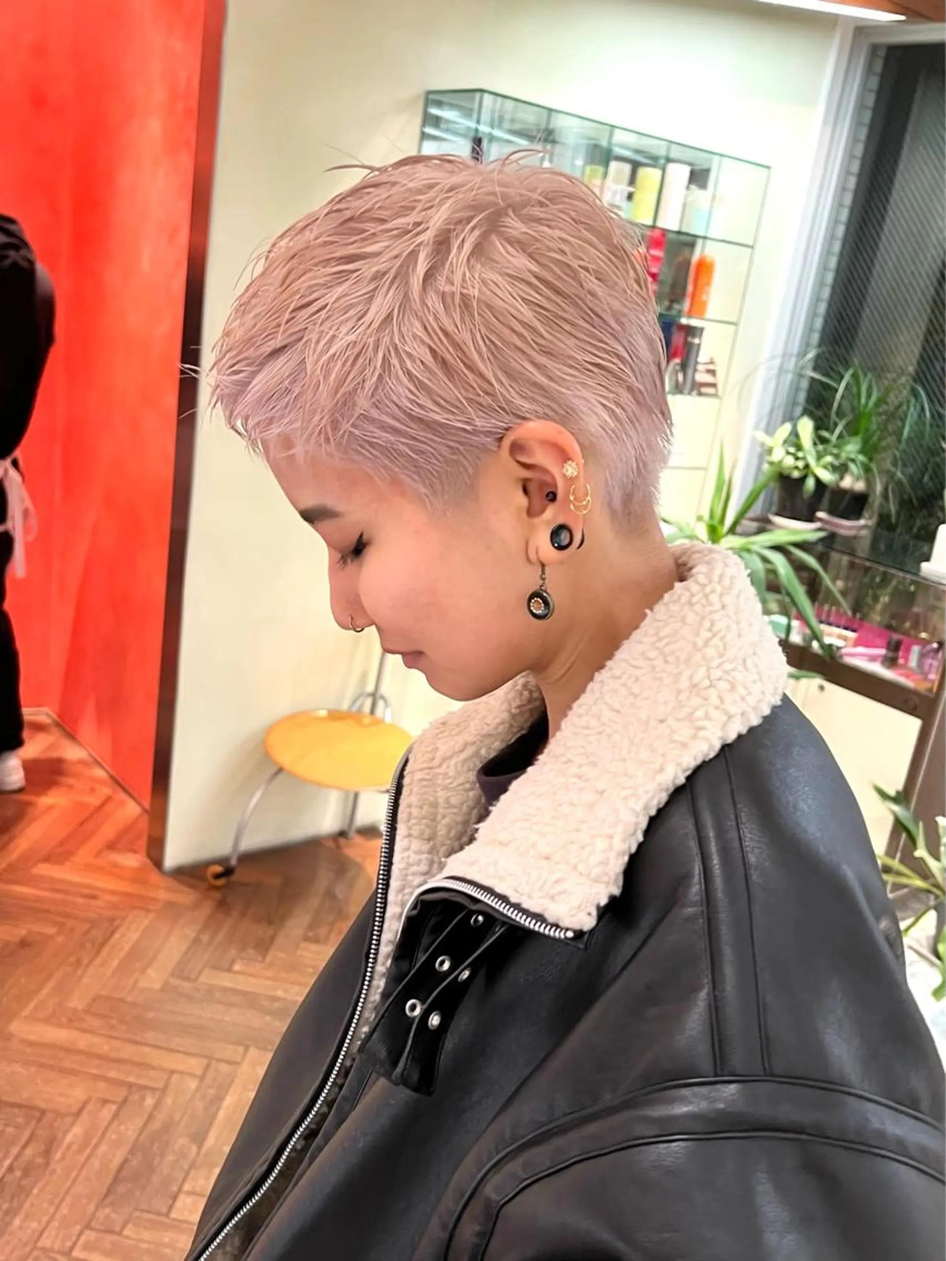 ショート カラー tokute Takahashiのヘアスタイル