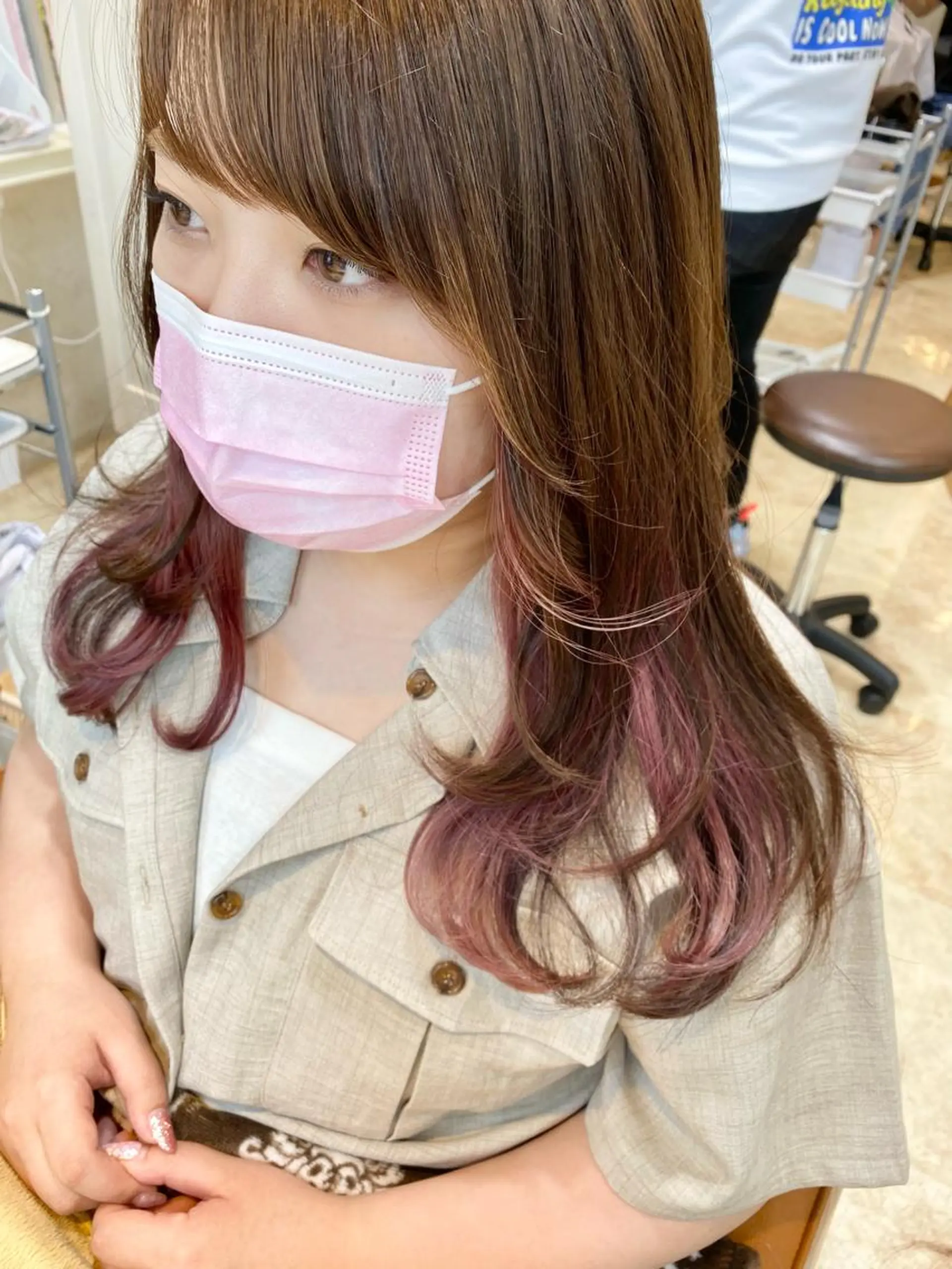 ロング カラー ピンクカラー レイヤーカット 🌸Bob🌸 市井友佳子のヘアスタイル