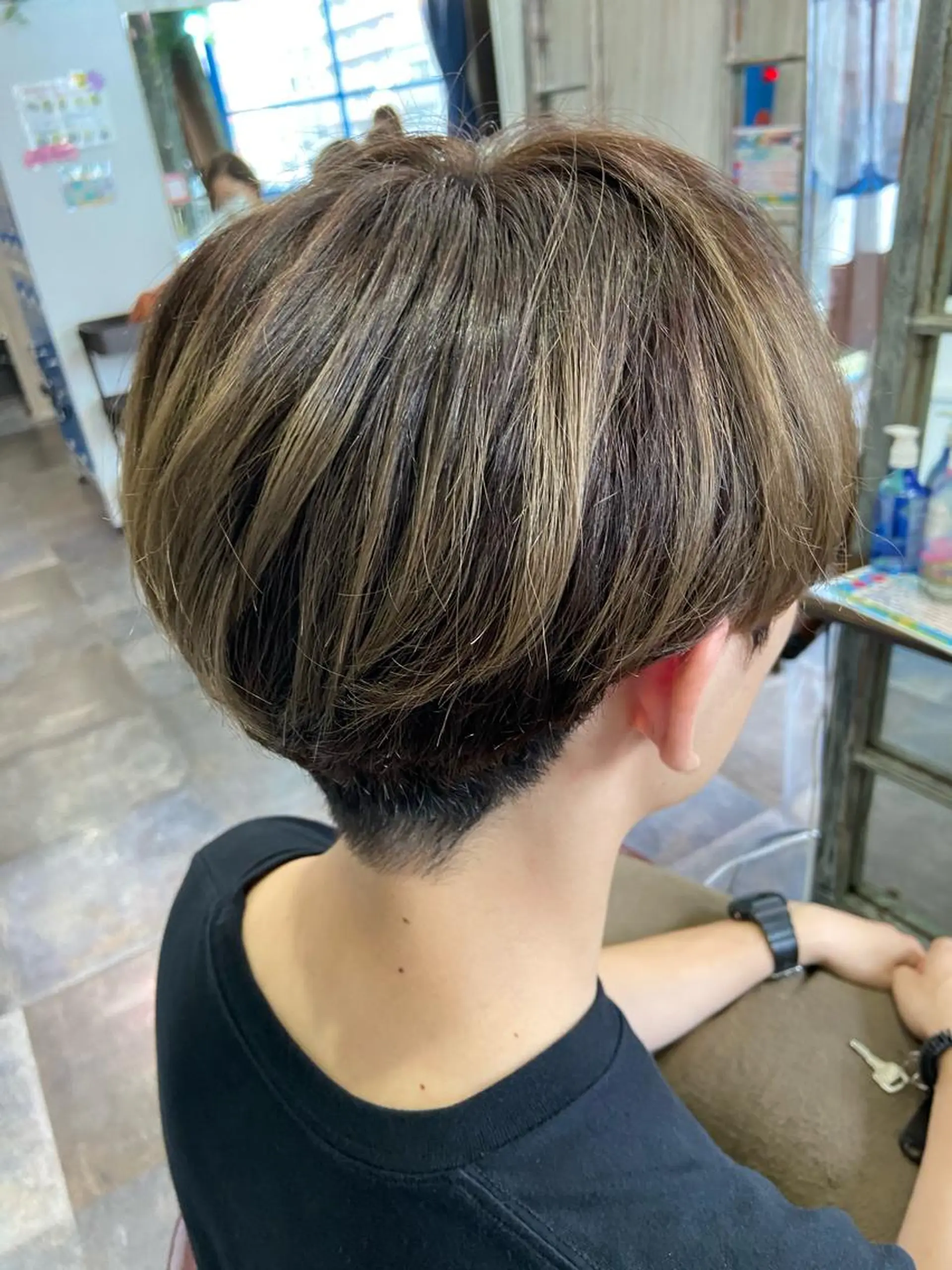 ショート メンズ カットパーマ✂️ 小坂田玲亜のヘアスタイル