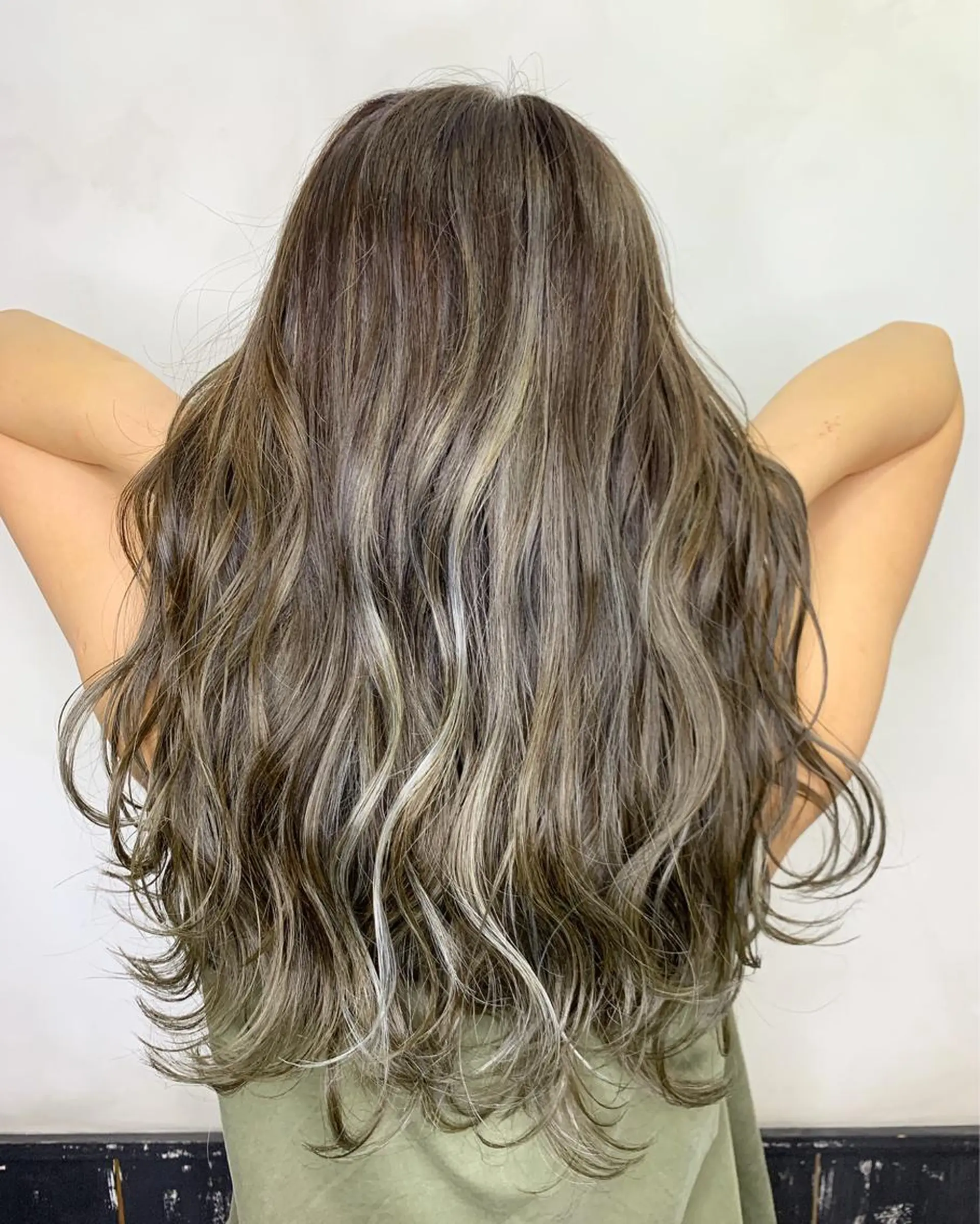 ロング カラー ヘアアレンジ ハイライトカラー ハイライト カット ヘアカラー トリートメント AUBE HAIRazul吉祥寺所属・髪質改善✨幹細胞✨ ウルツヤ🌈清水　祥のヘアスタイル