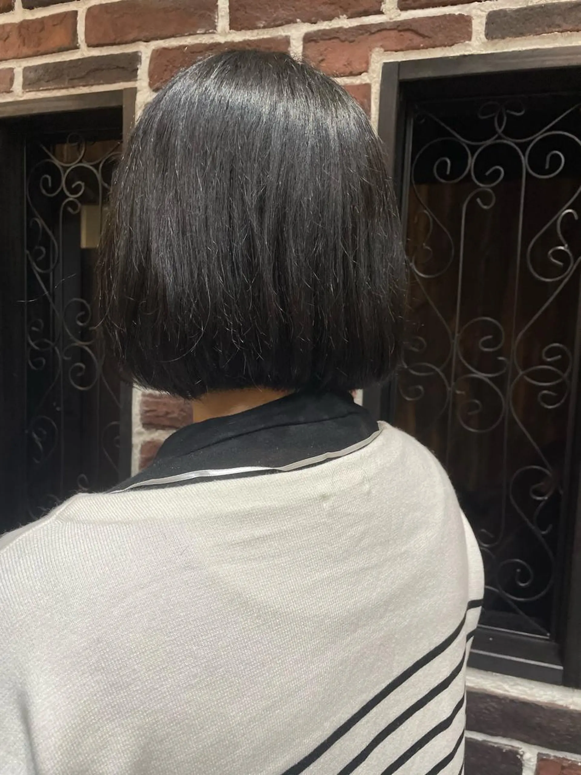 ショート ボブ 飯塚 沙衣のヘアスタイル