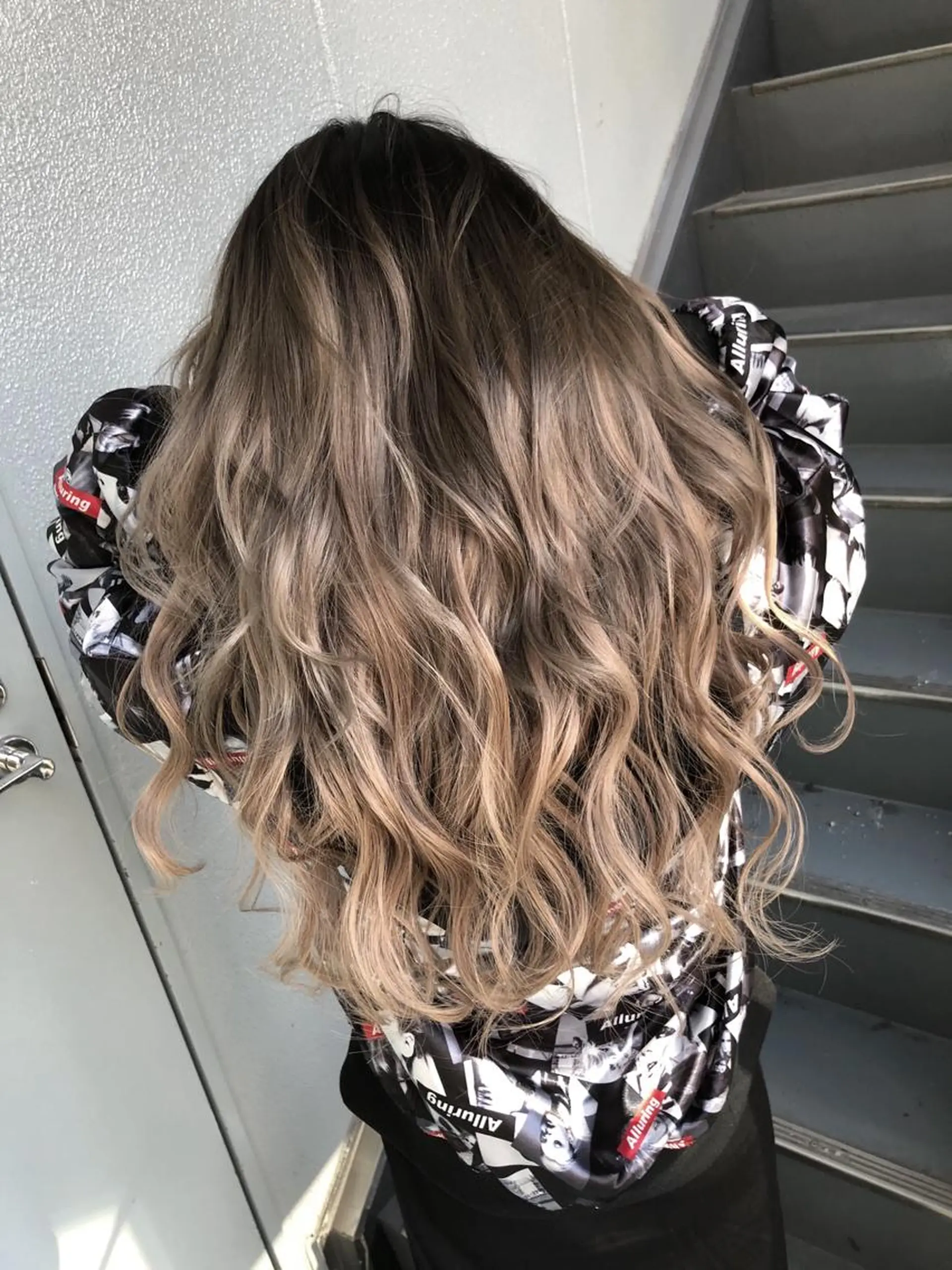ロング シールエクステ エクステ ヘアカラー エクステ FERNA池袋所属・マンツーマン施術✂︎ 金田尚久🎨のヘアスタイル