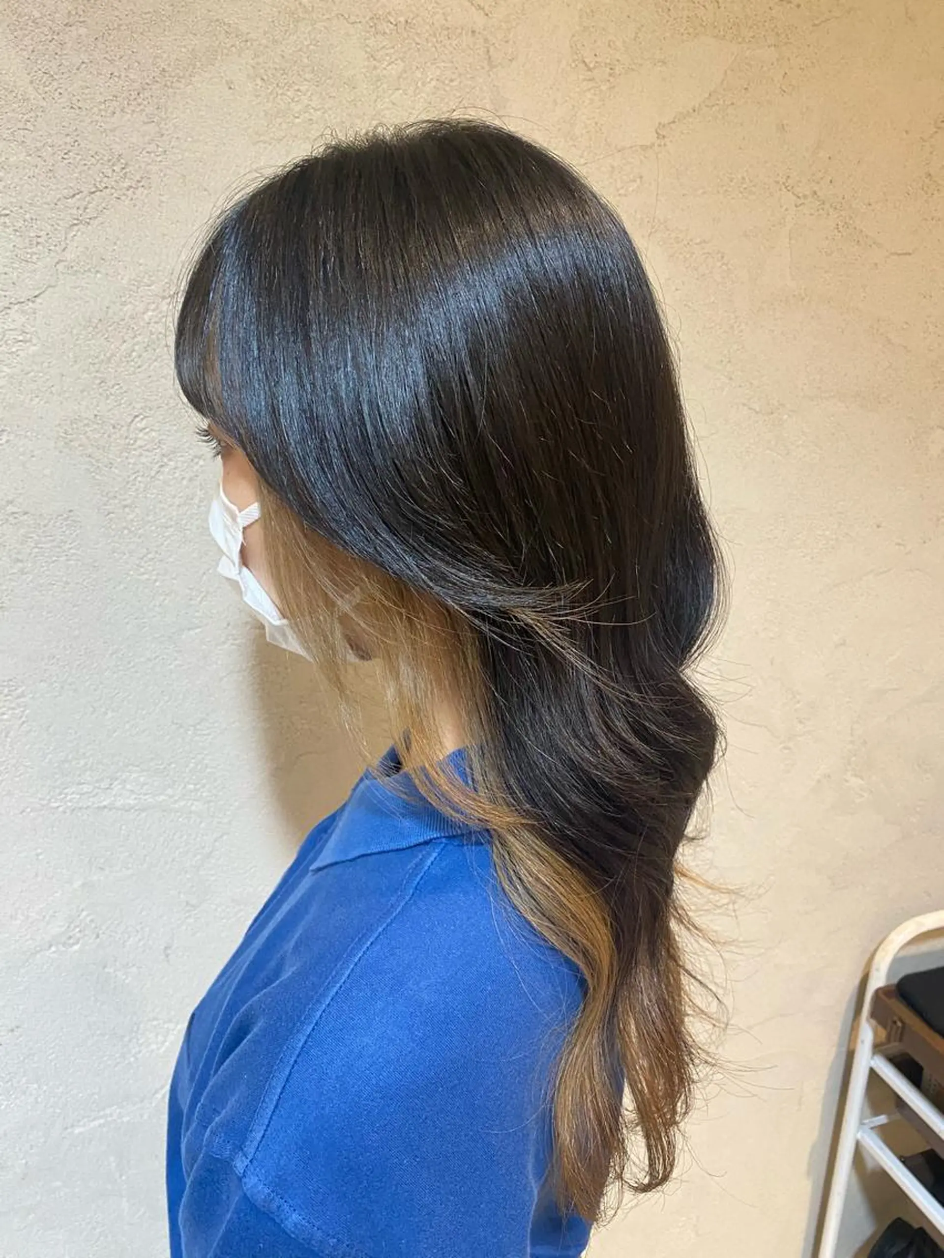 ロング カラー イヤリングカラー インナーカラー ヘアカラー 竹添 有梨沙のヘアスタイル