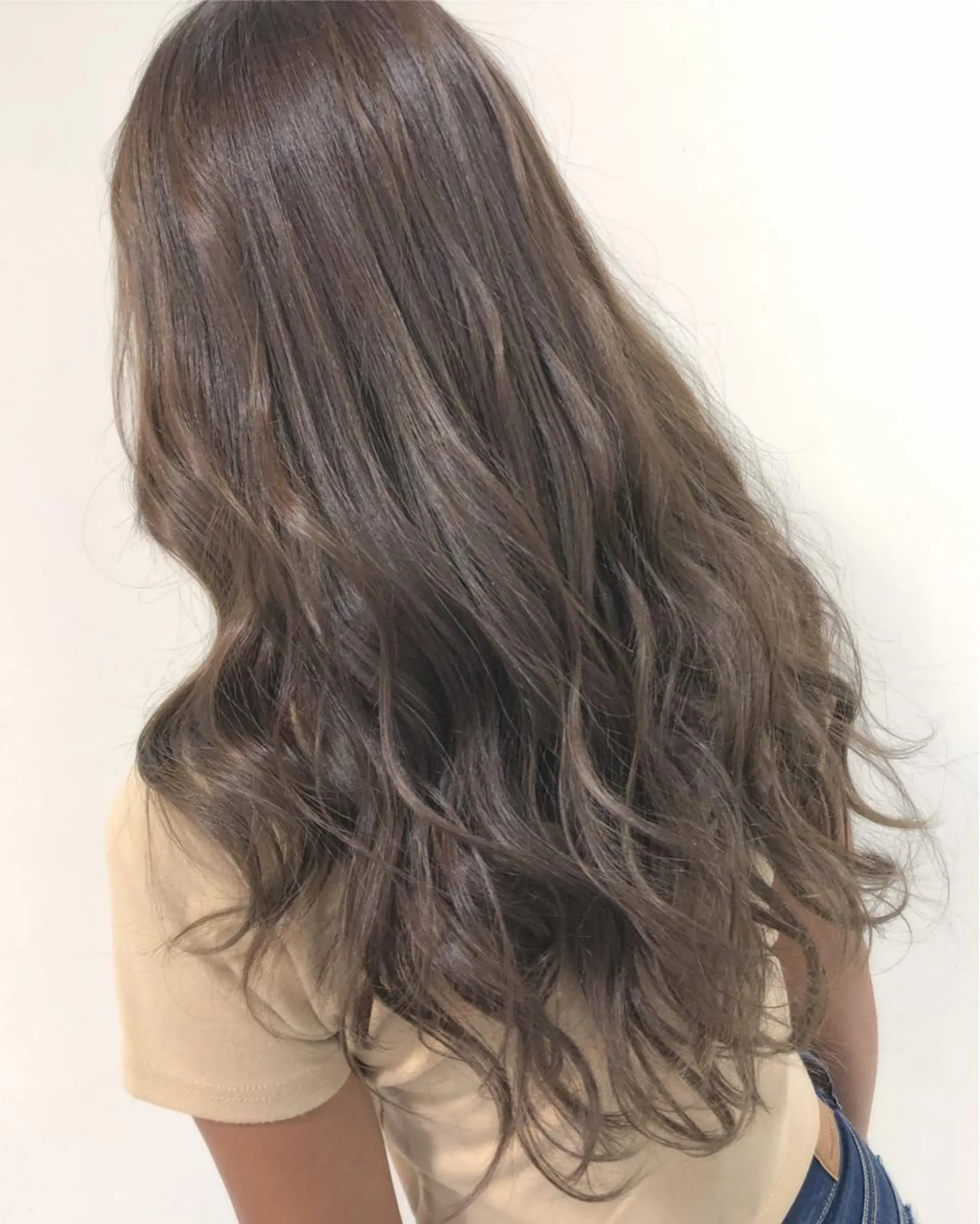 ロング ヘアカラー StellA所属・アートディレクター ワダヒサノリのヘアスタイル